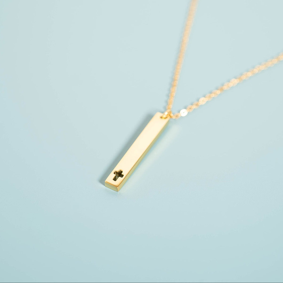 18K Gold PVD Stainless Steel Cross Cutout Vertical Bar Necklace / SBB0163、mySite、dreamappss