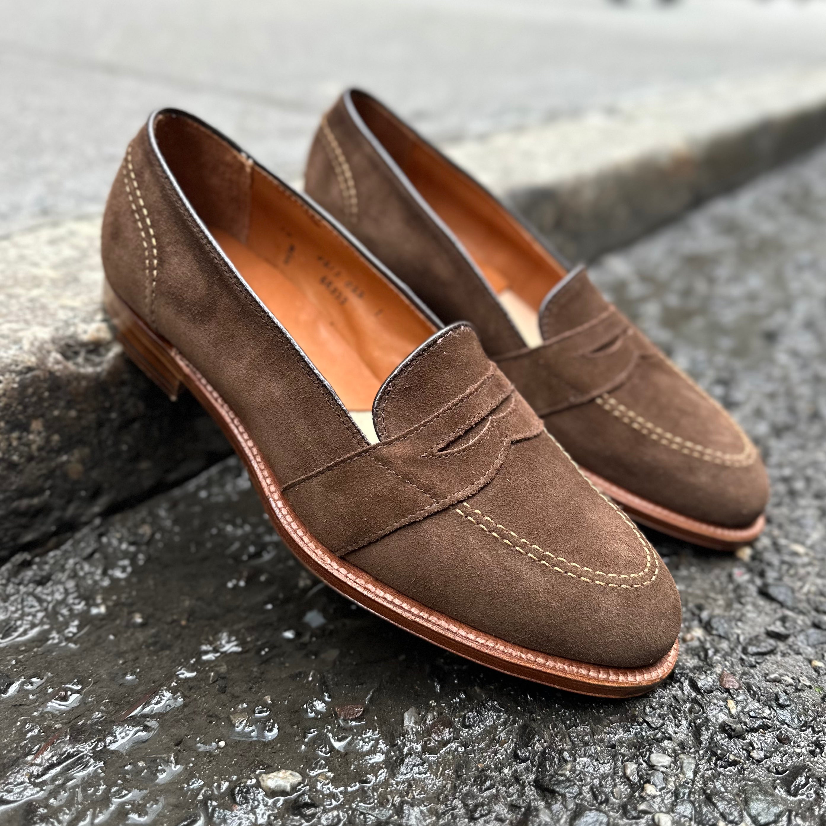  68333 - Full Strap Loafer in Humus Suede、mySite、preschool7hills