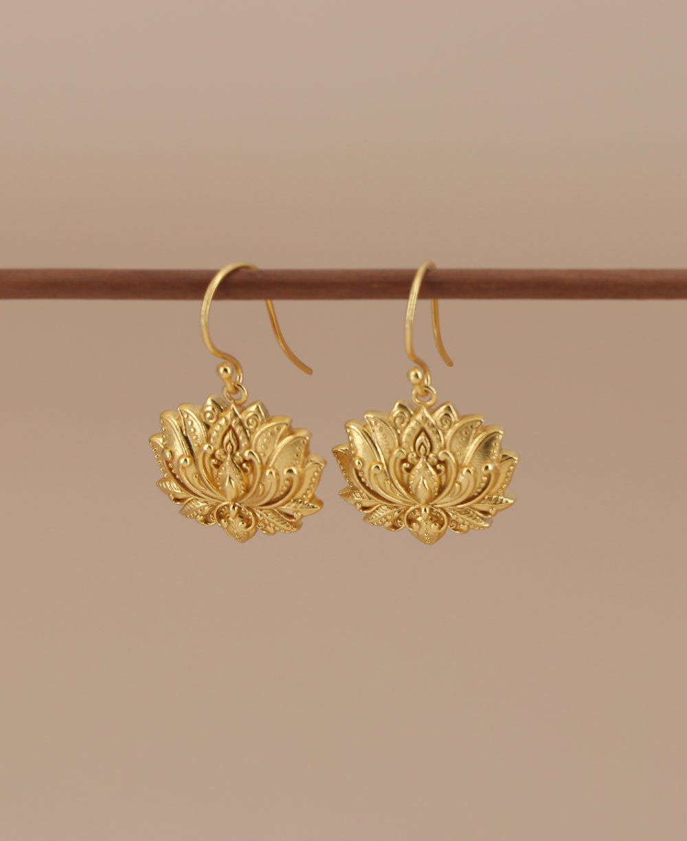 Blooming Lotus Earrings、mySite、topwebapps