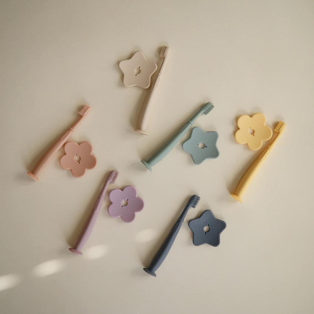  Mushie Training Toothbrush - Flower - Pale Daffodil、mySite、merchandisen