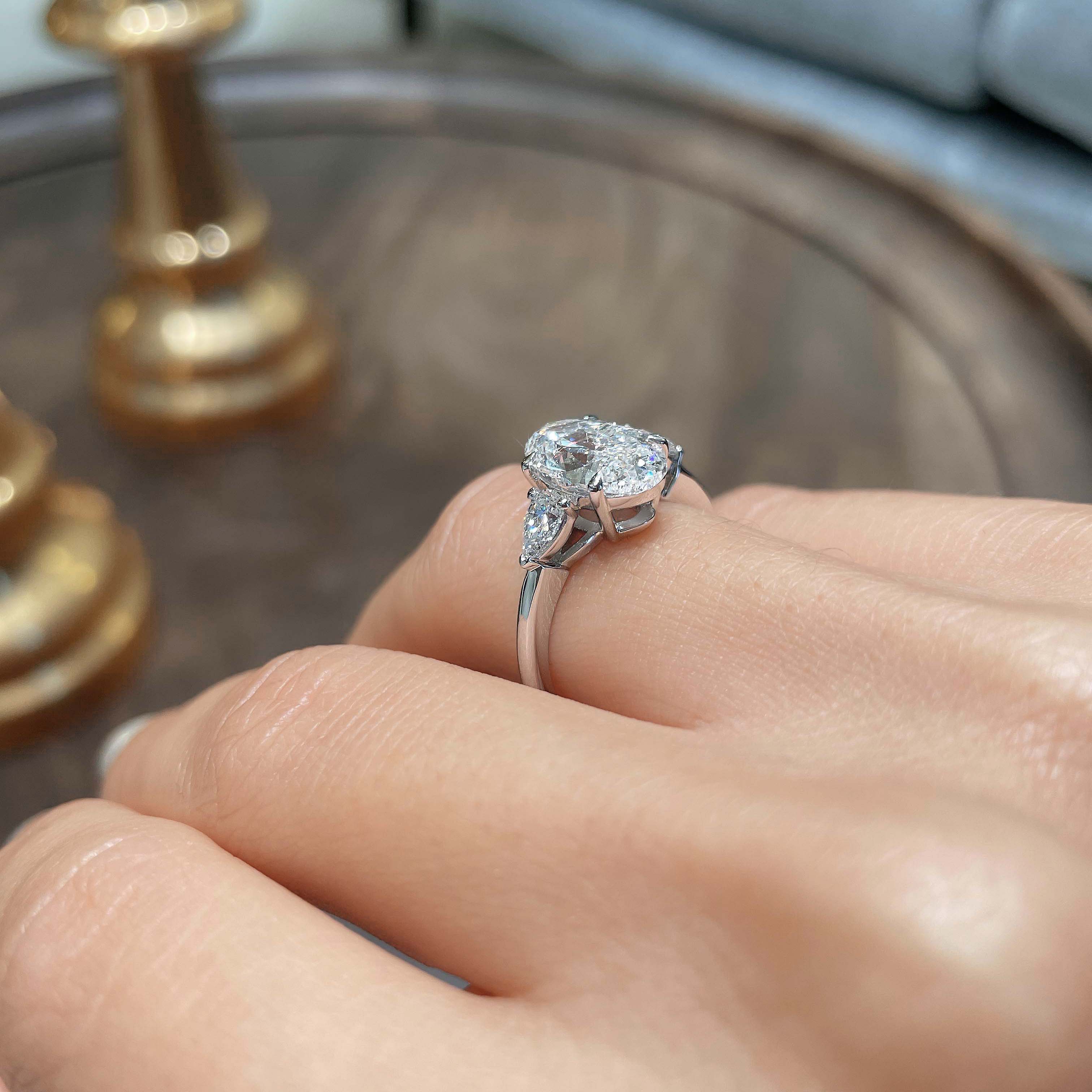 Kamala Diamond Engagement Ring -18K White Gold、mySite、hinf8tx79