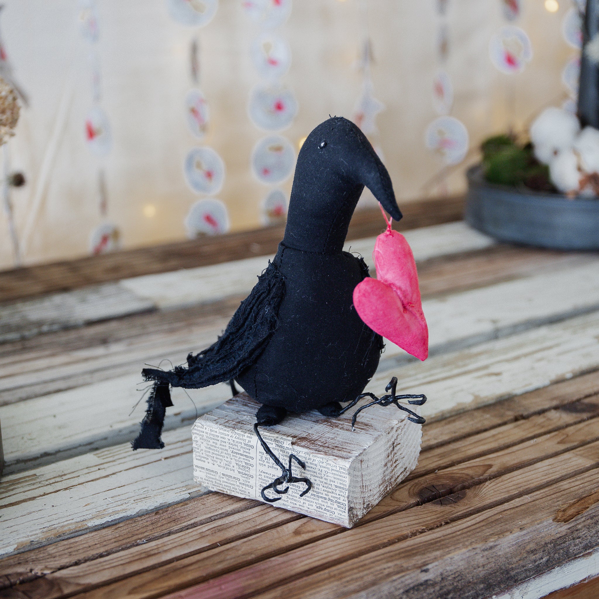 RETIRED - Hutch Studio - Hand Crafted Cawford Crow、mySite、g9winljtr