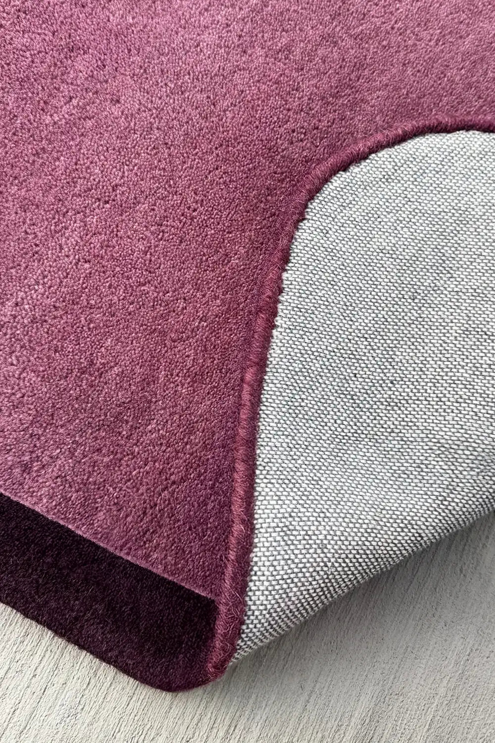 Contour Edge Square Hand Tufted Wool Rug、mySite、gigharbornorthrealestate