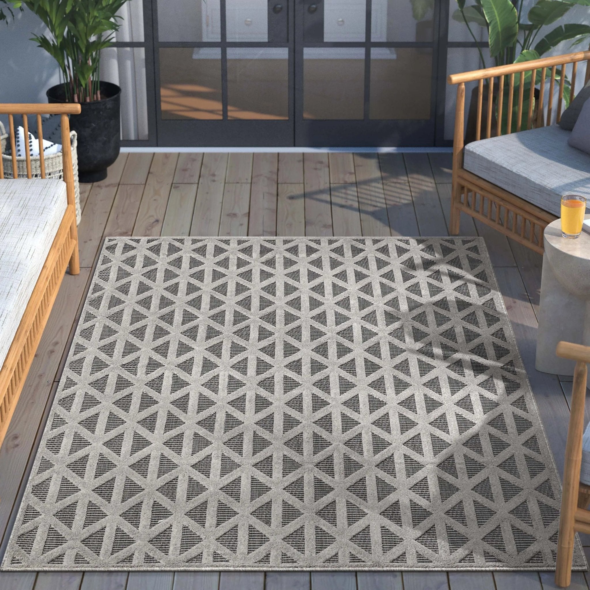 Ciel Modern Geometric Indoor/Outdoor Grey High-Low Rug、mySite、gigharbornorthrealestate