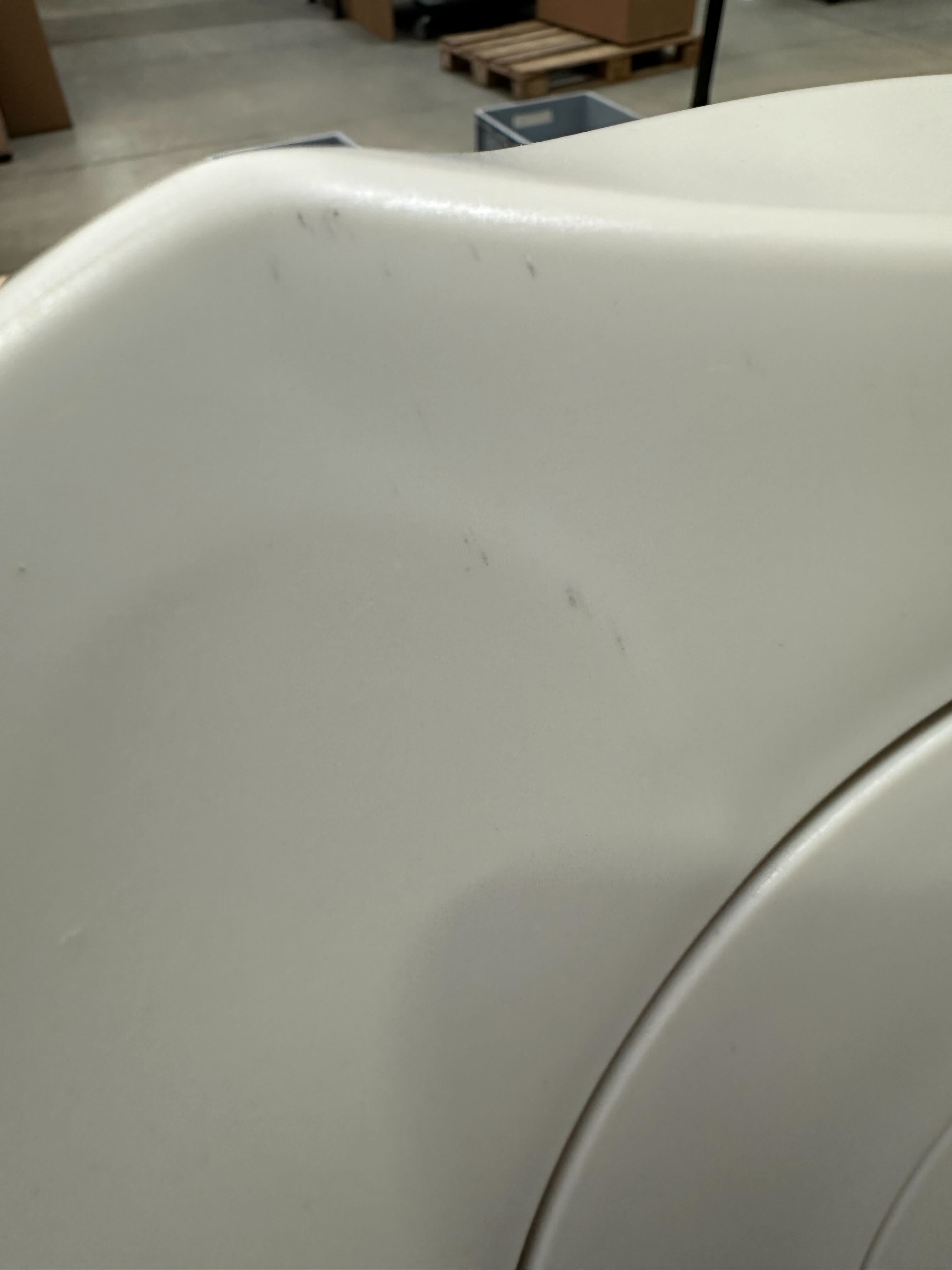  Outlet - Tiny Love Stationary Activity Center - Black & White、mySite、merchandisen