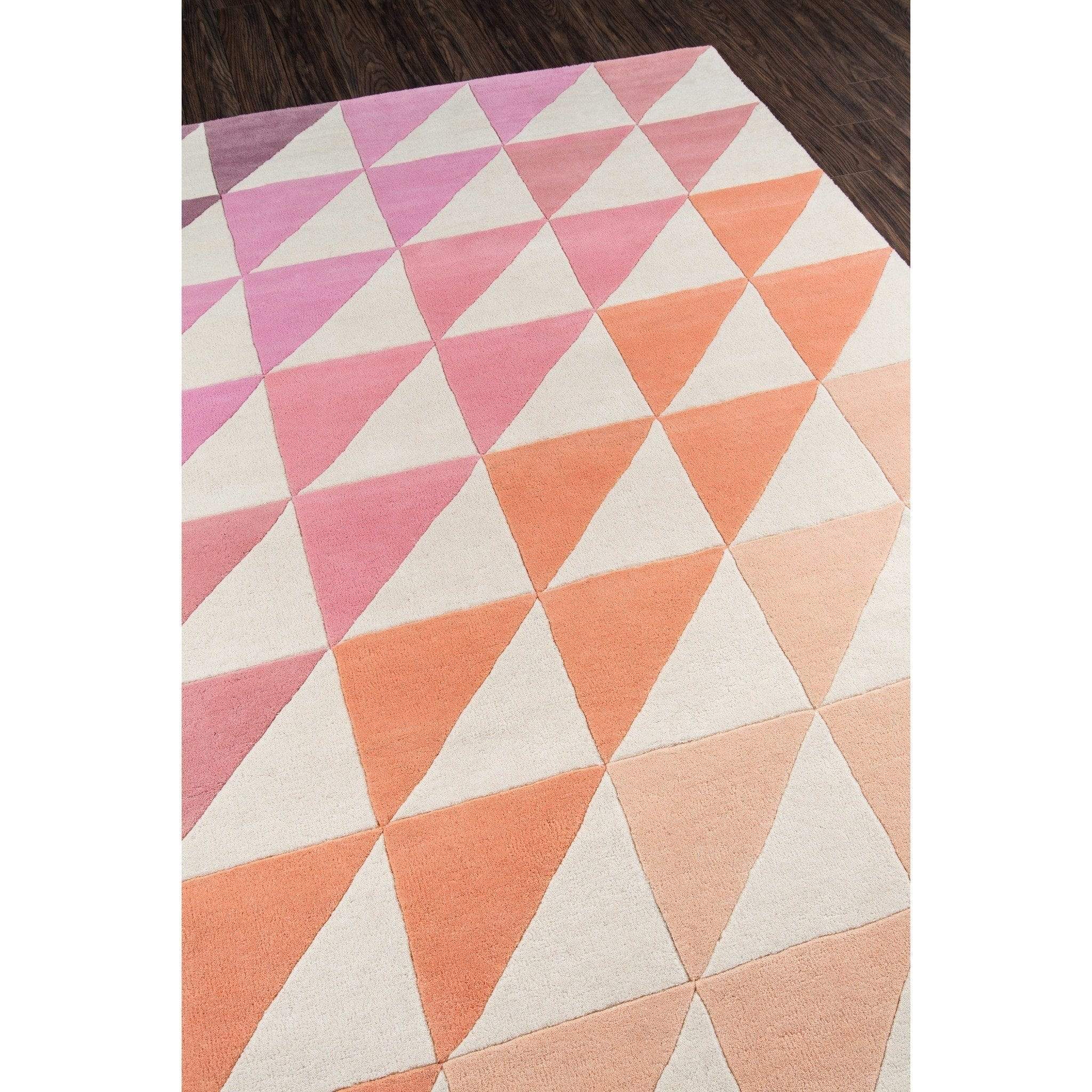 Novogratz Delmar Agatha Side Triangle Pink Area Rug、mySite、gigharbornorthrealestate