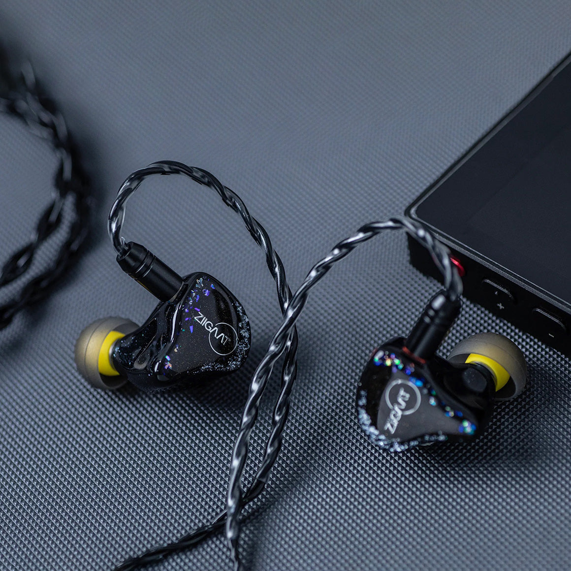  ZiiGaat x Jays Audio - ESTRELLA、mySite、merchandisen