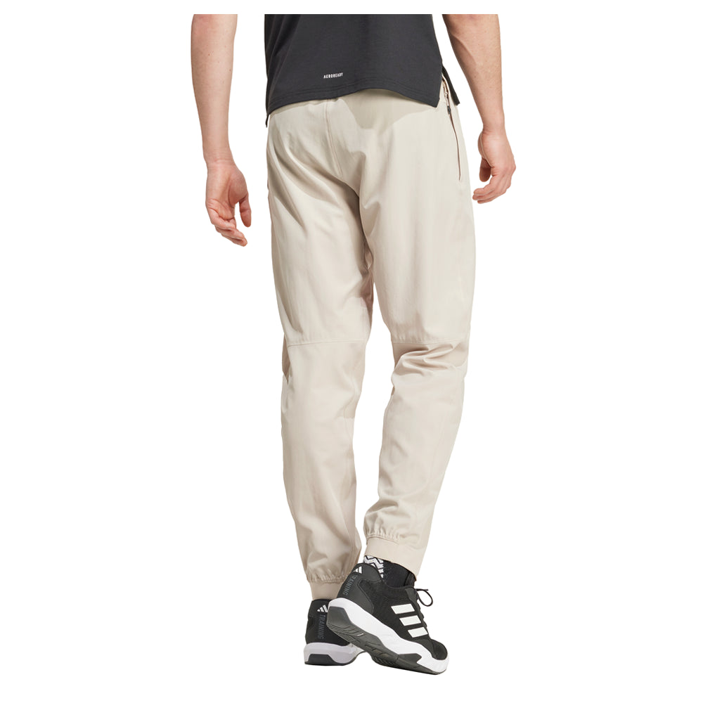 Train Essentials Training Joggers、mySite、gtrtttuynbv