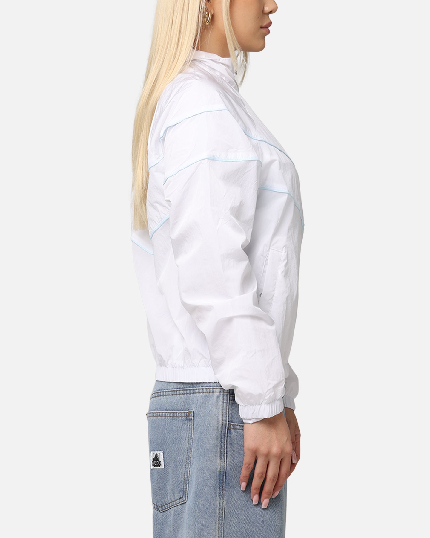 {product_title} - {shop_name}