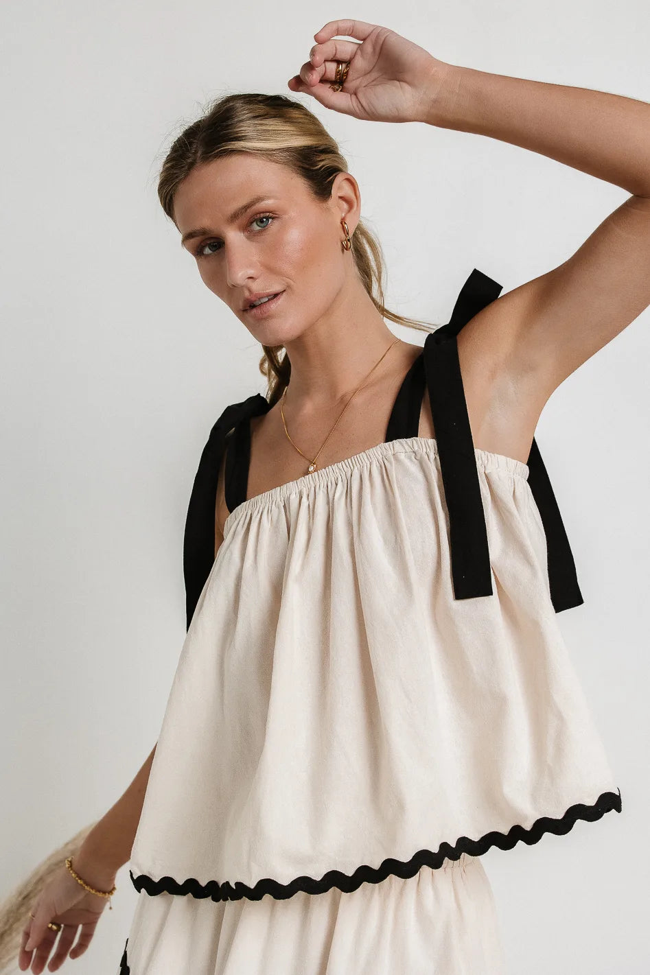 {product_title} - {shop_name}