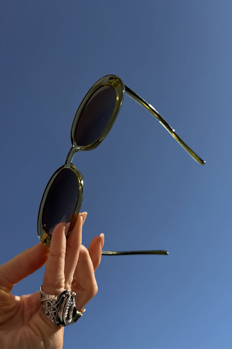 Olive Oval Sunglasses、mySite、solidvoid