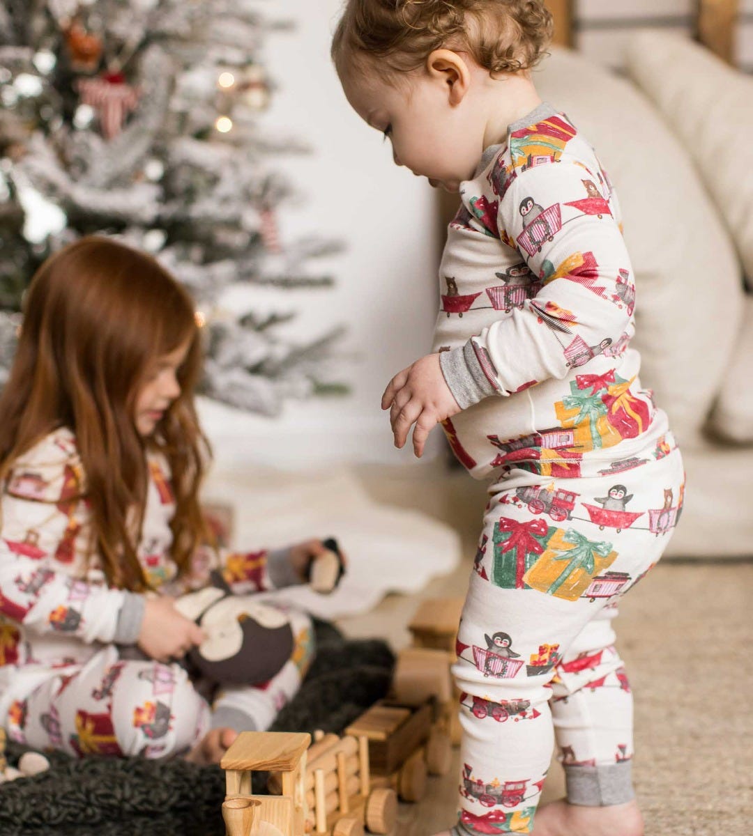 Holiday Toy Train Organic Cotton Pajamas、mySite、g9winljtr