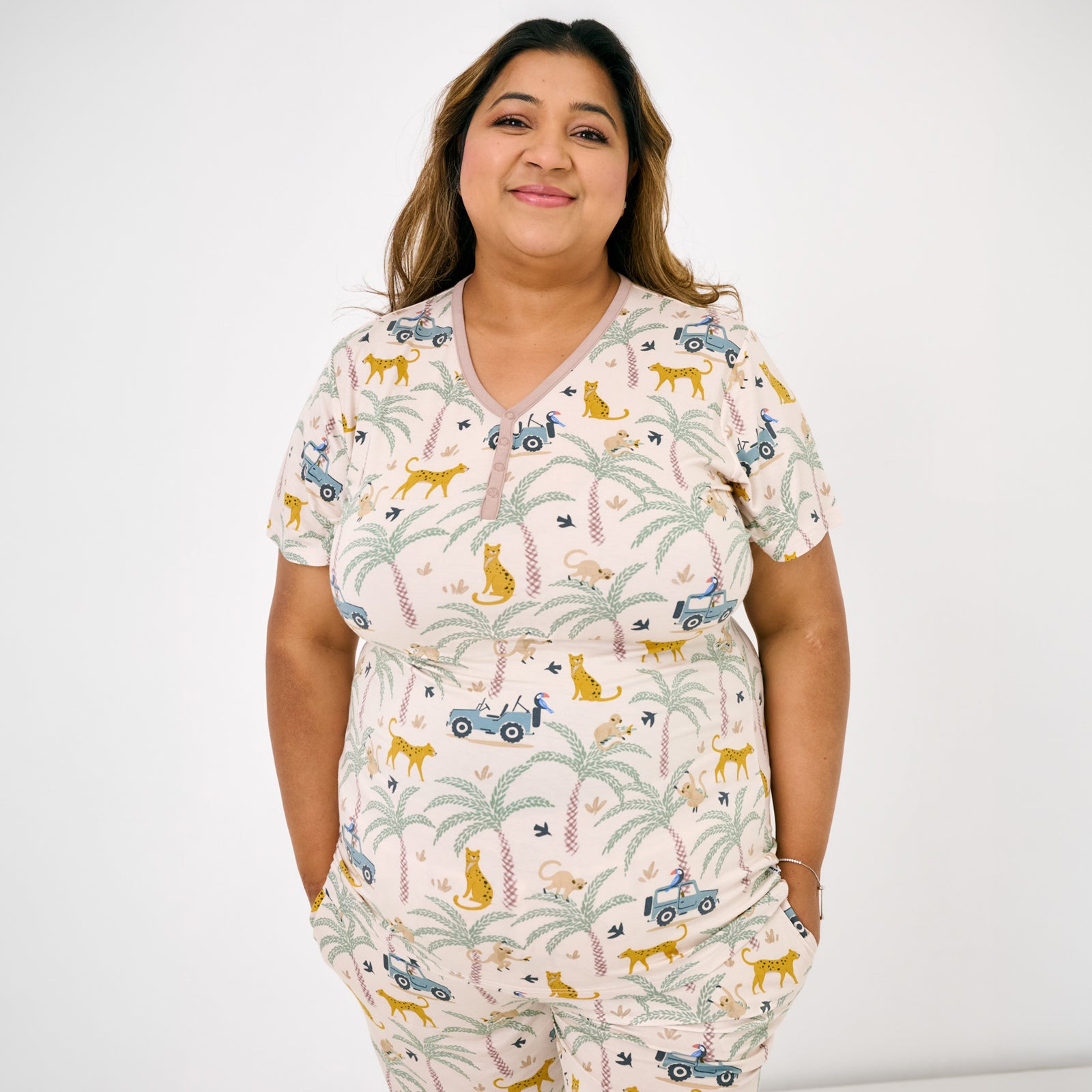  Wild Escape Women's Short Sleeve Pajama Top、mySite、layawaytickets