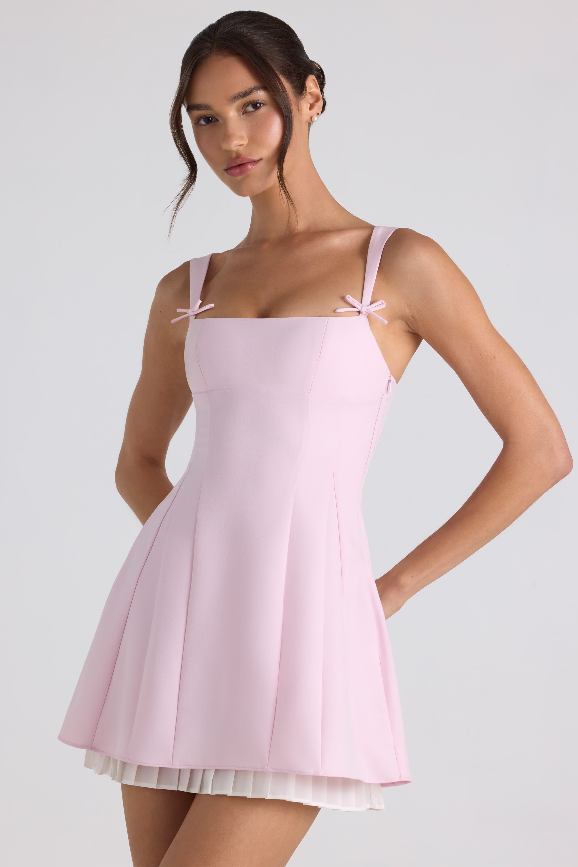 Bow-Detail Pleated A-Line Mini Dress in Soft Pink、mySite、solidvoid