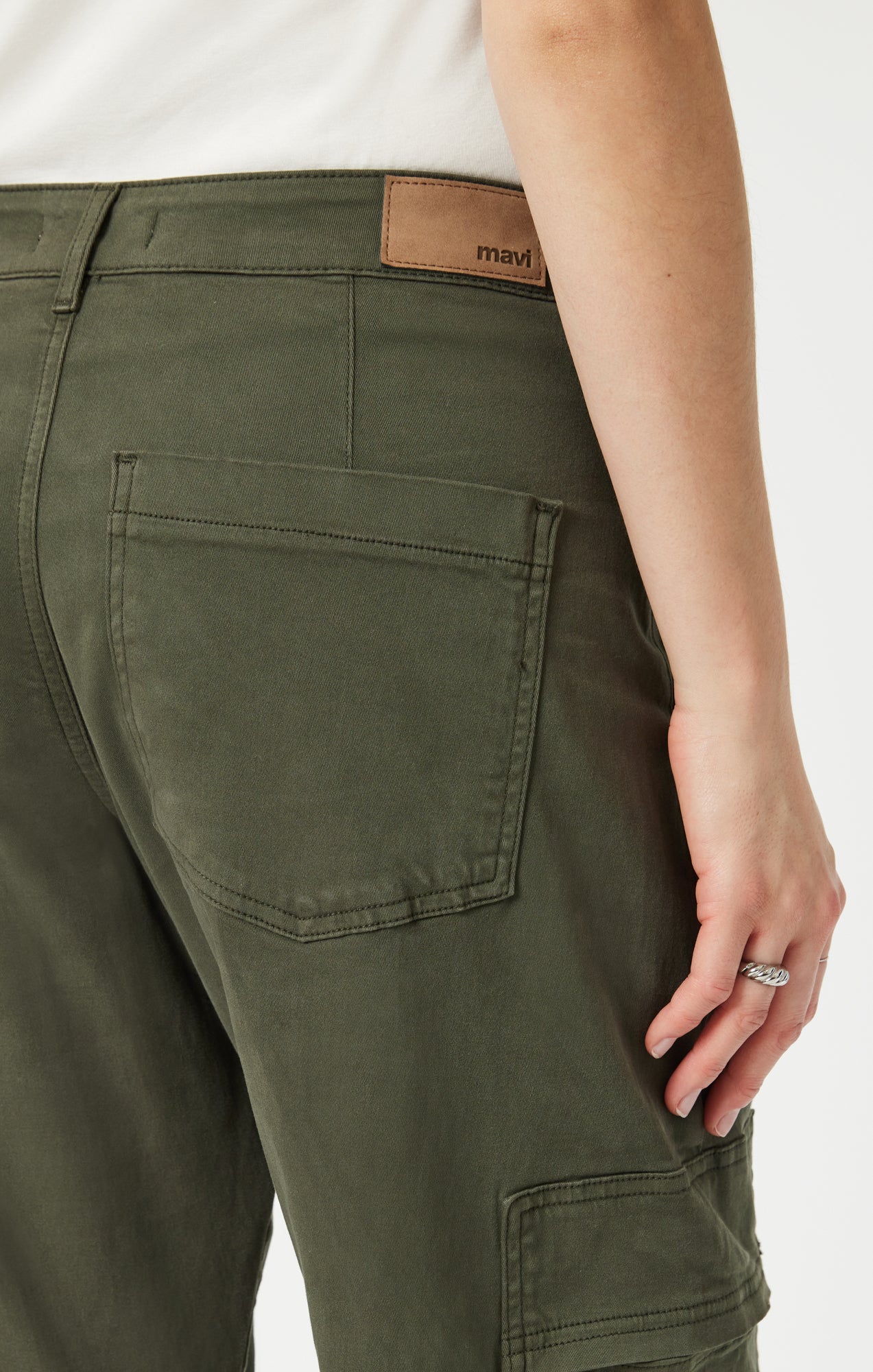 {product_title} - {shop_name}