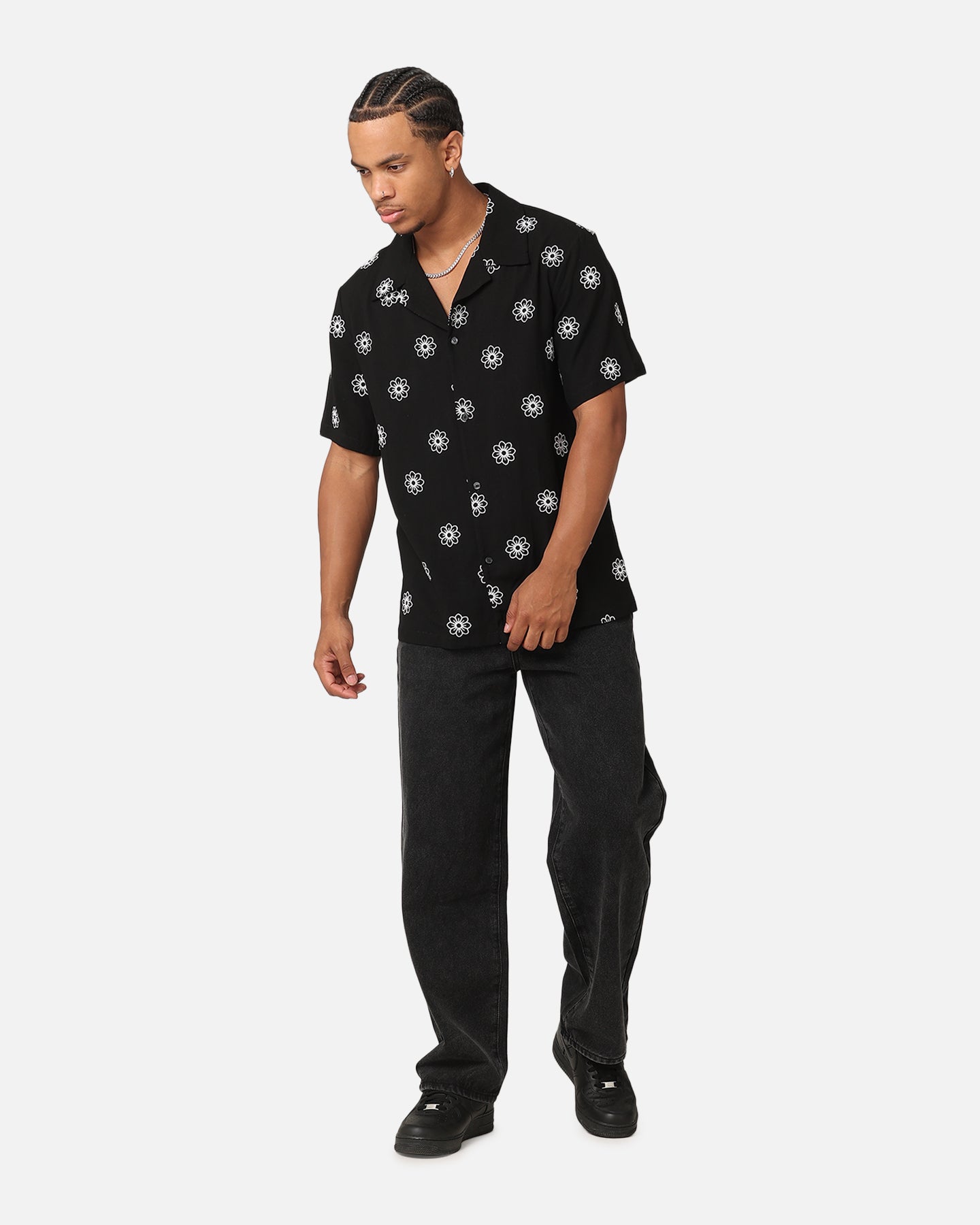 {product_title} - {shop_name}