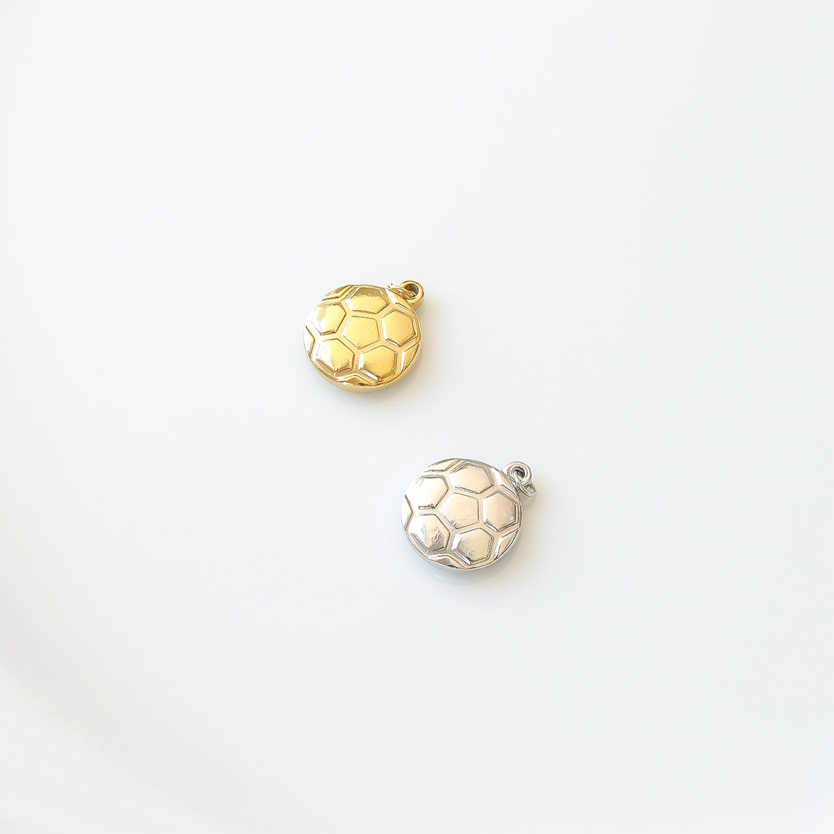 18K Gold PVD Stainless Steel Soccer Ball Charm / PDL0093、mySite、dreamappss