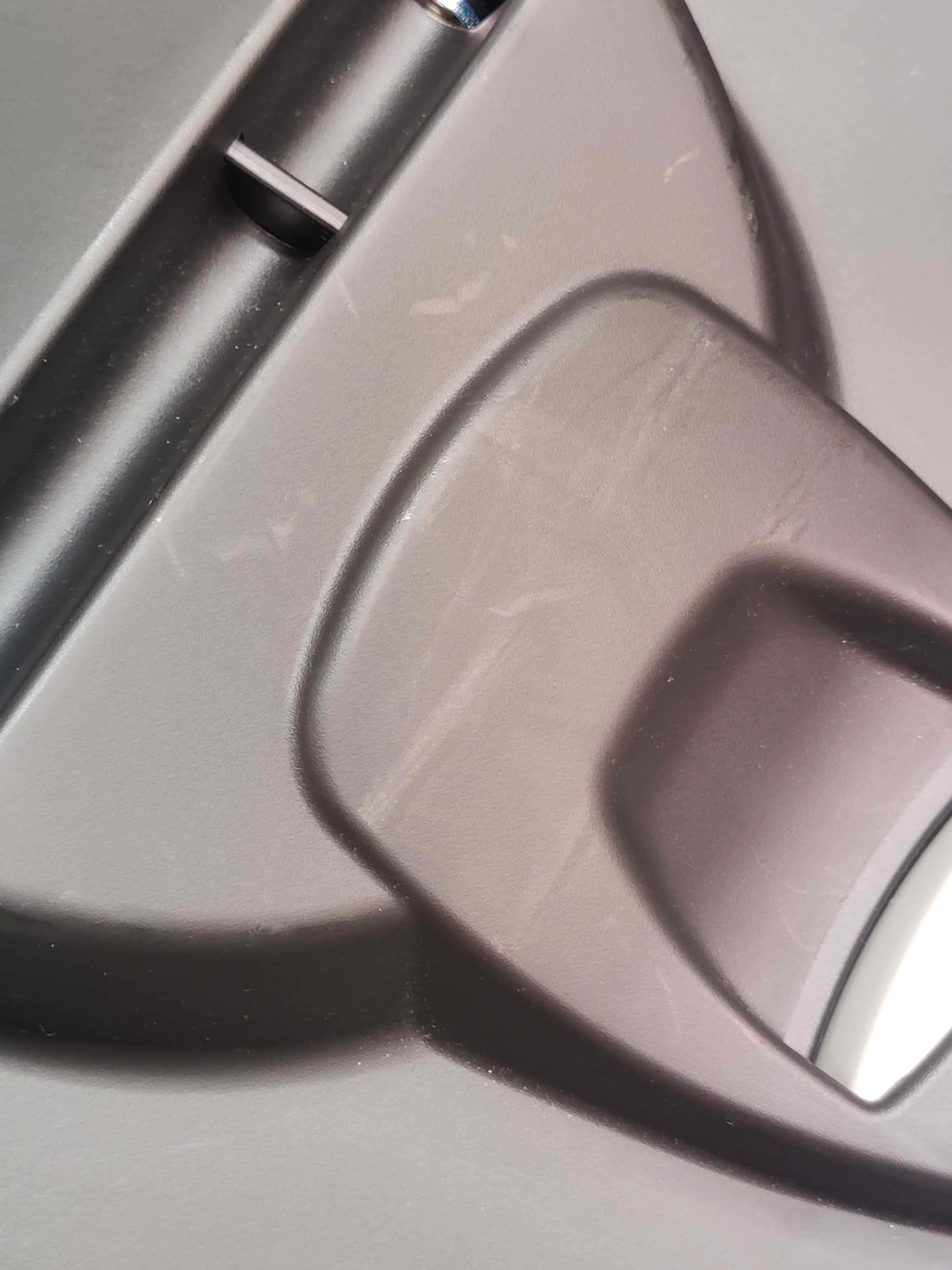  Preloved Maxi-Cosi CabrioFix i-Size Base、mySite、merchandisen