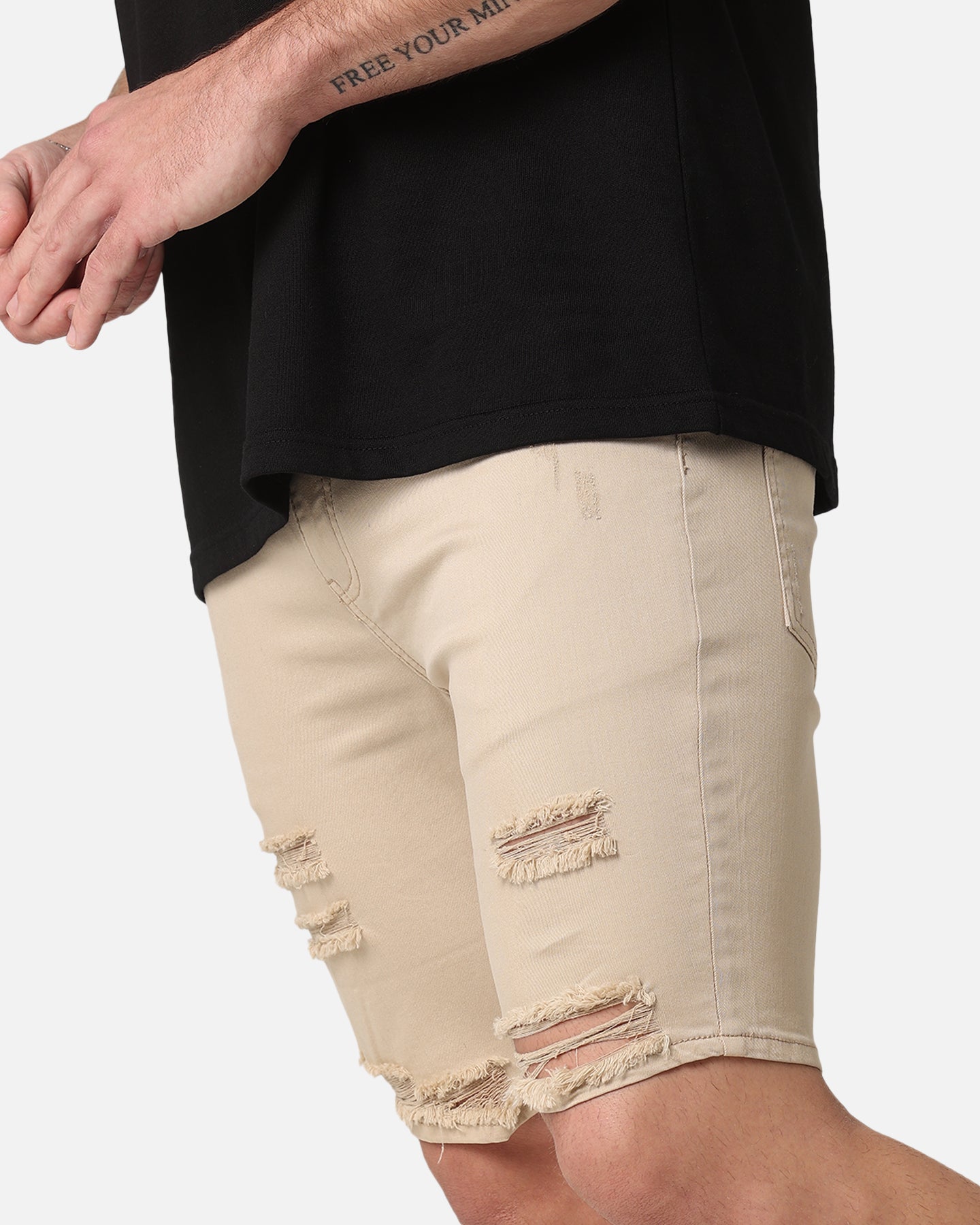 {product_title} - {shop_name}