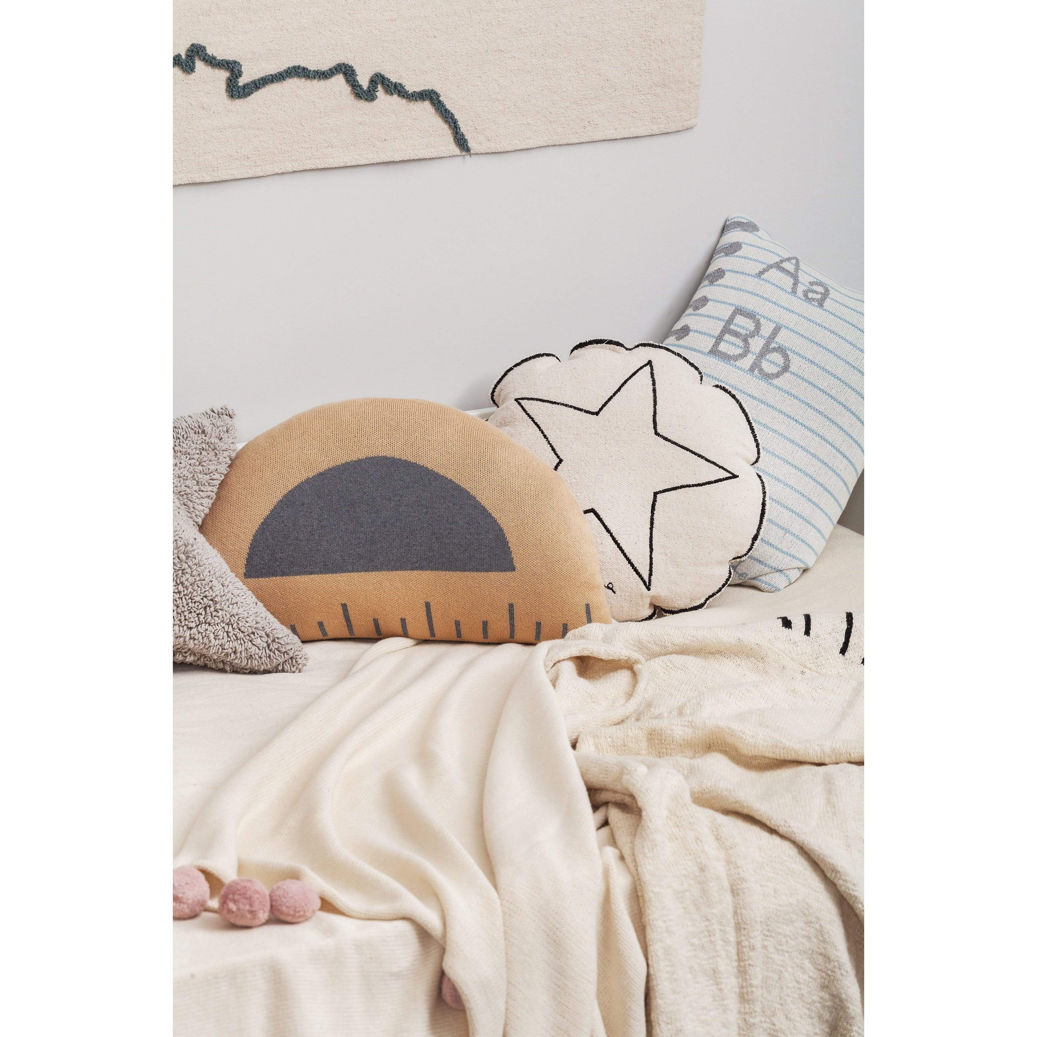 Ruler Knitted Cushion、mySite、gigharbornorthrealestate