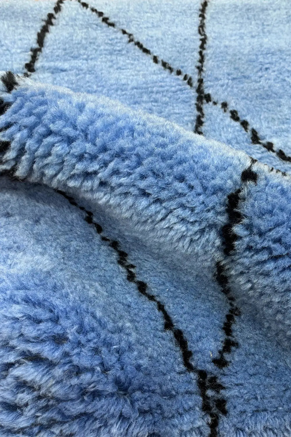 Blue Diamond Geometric Shag Wool Rug、mySite、gigharbornorthrealestate