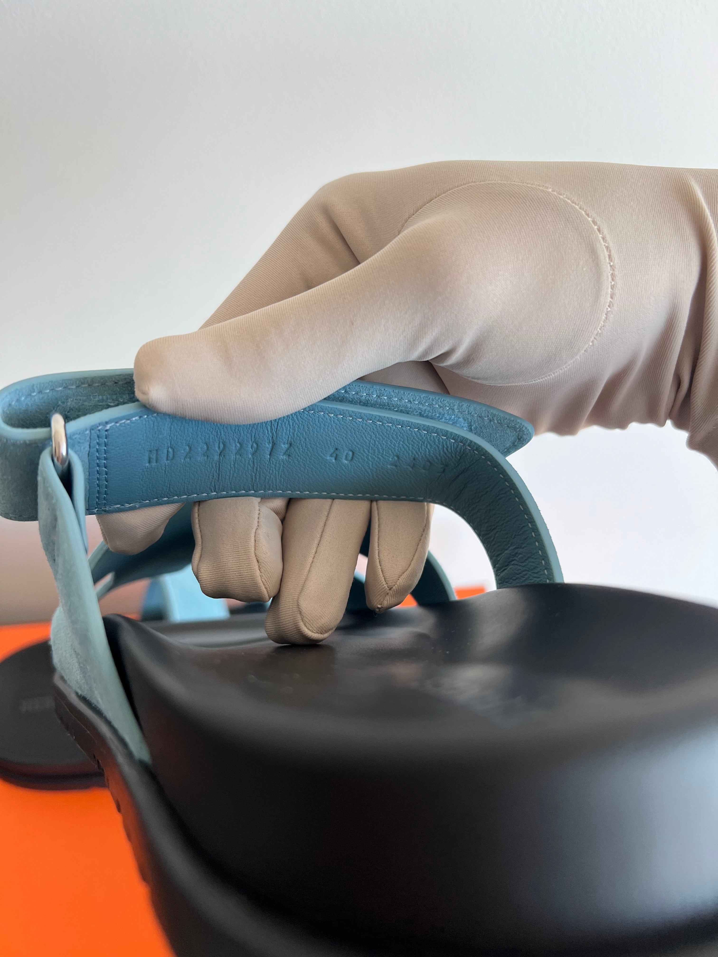 Hermès Chypre Suede Sandals (Bleu Minéral)、mySite、garminoutage.com