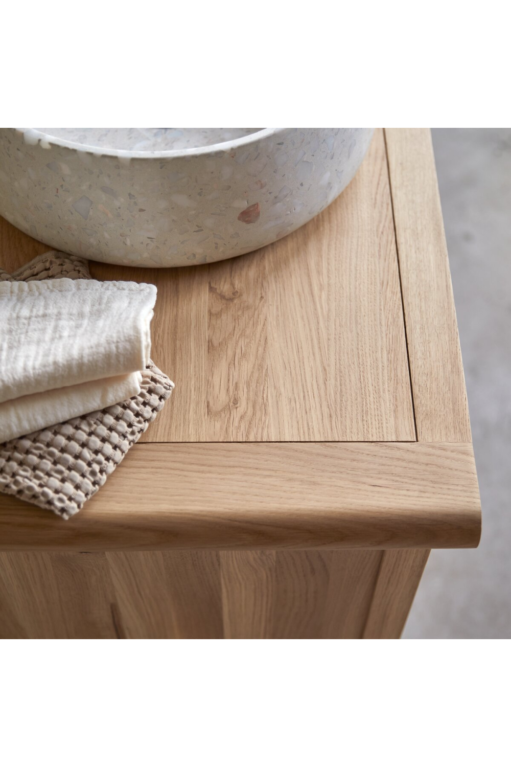 Solid Oak Vanity Unit | Tikamoon Volute、mySite、neckold