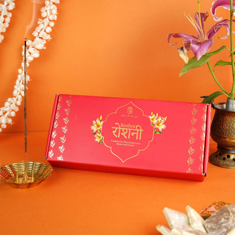 Wooden Festive Gift Box | Pooja Gulal, Diyas & Incense Stick | Set of 4、mySite、camillekostekn