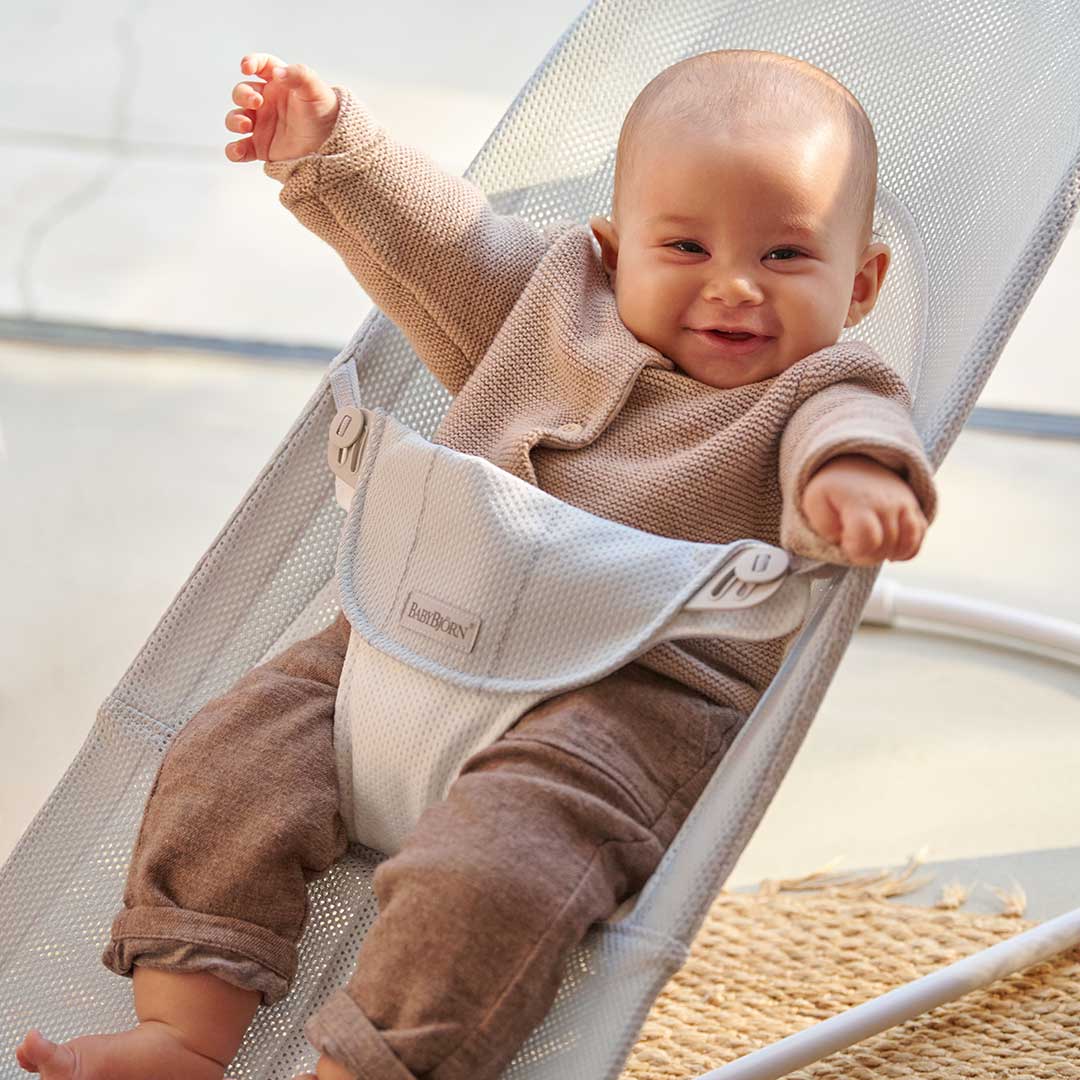  BabyBjorn Balance Soft Mesh Baby Bouncer - Grey Frame - Silver/White、mySite、merchandisen