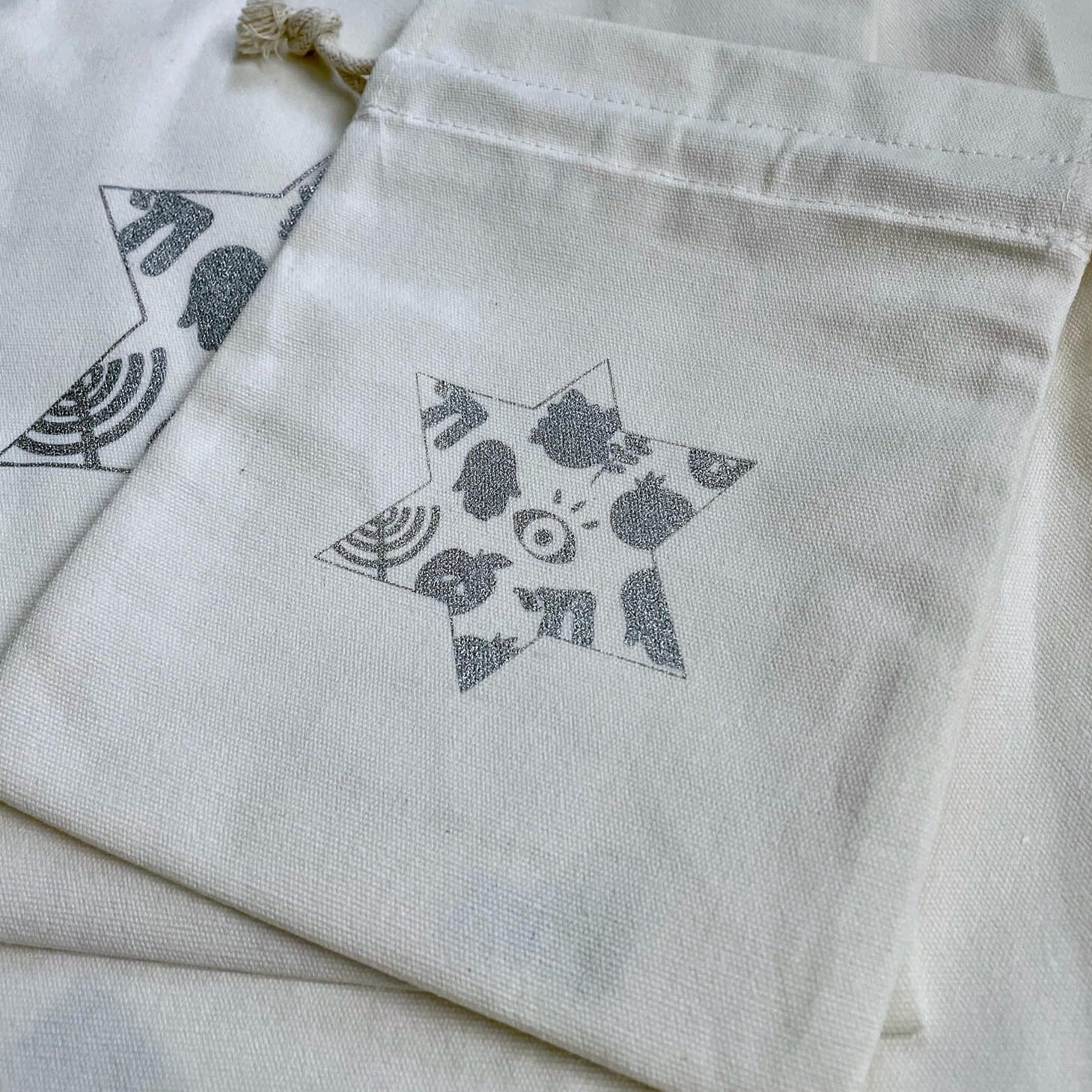 ModernTribe Reusable Gift Bags - Set of Four、mySite、topwebapps