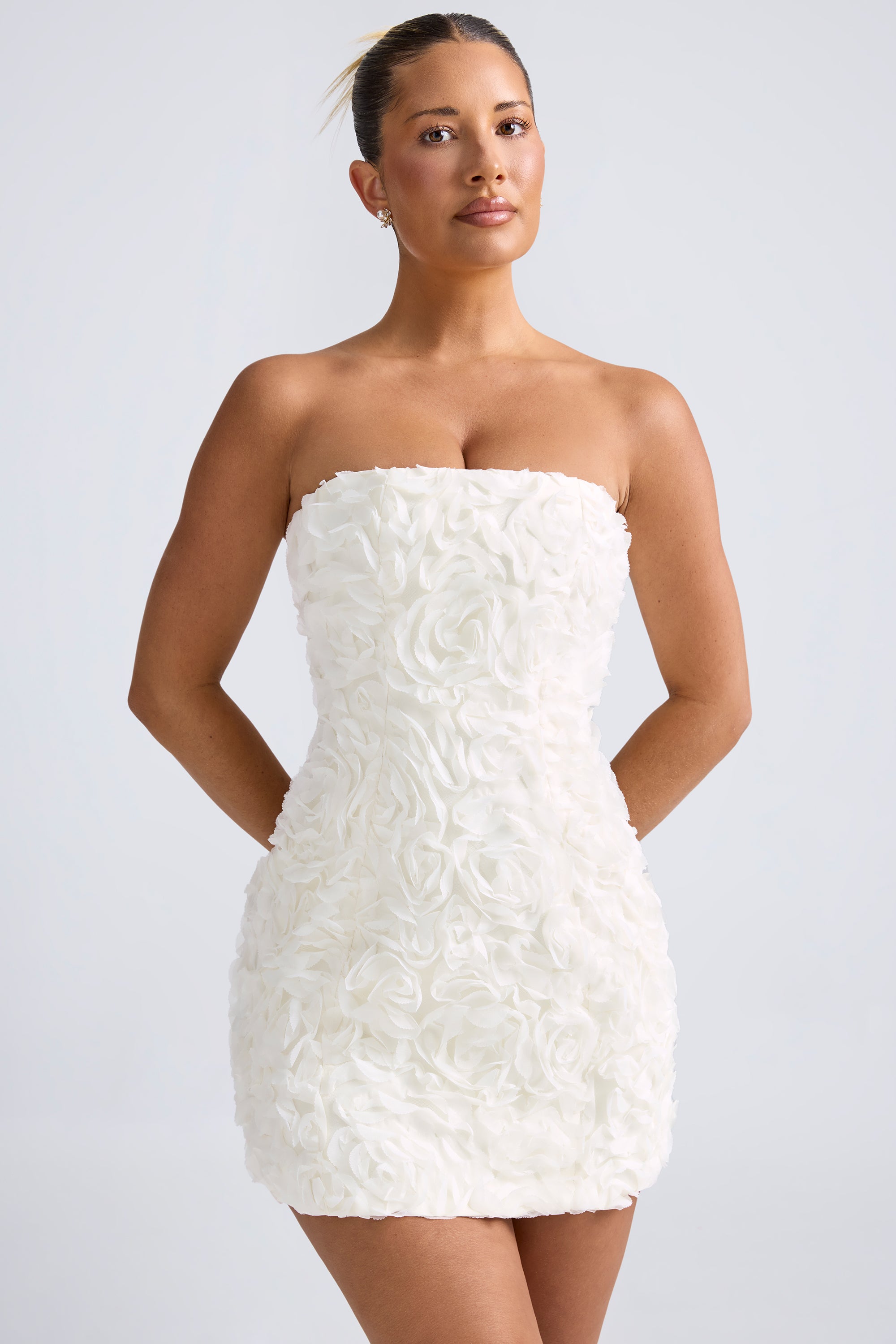 Floral-Appliqué Bandeau A-Line Mini Dress in White、mySite、solidvoid