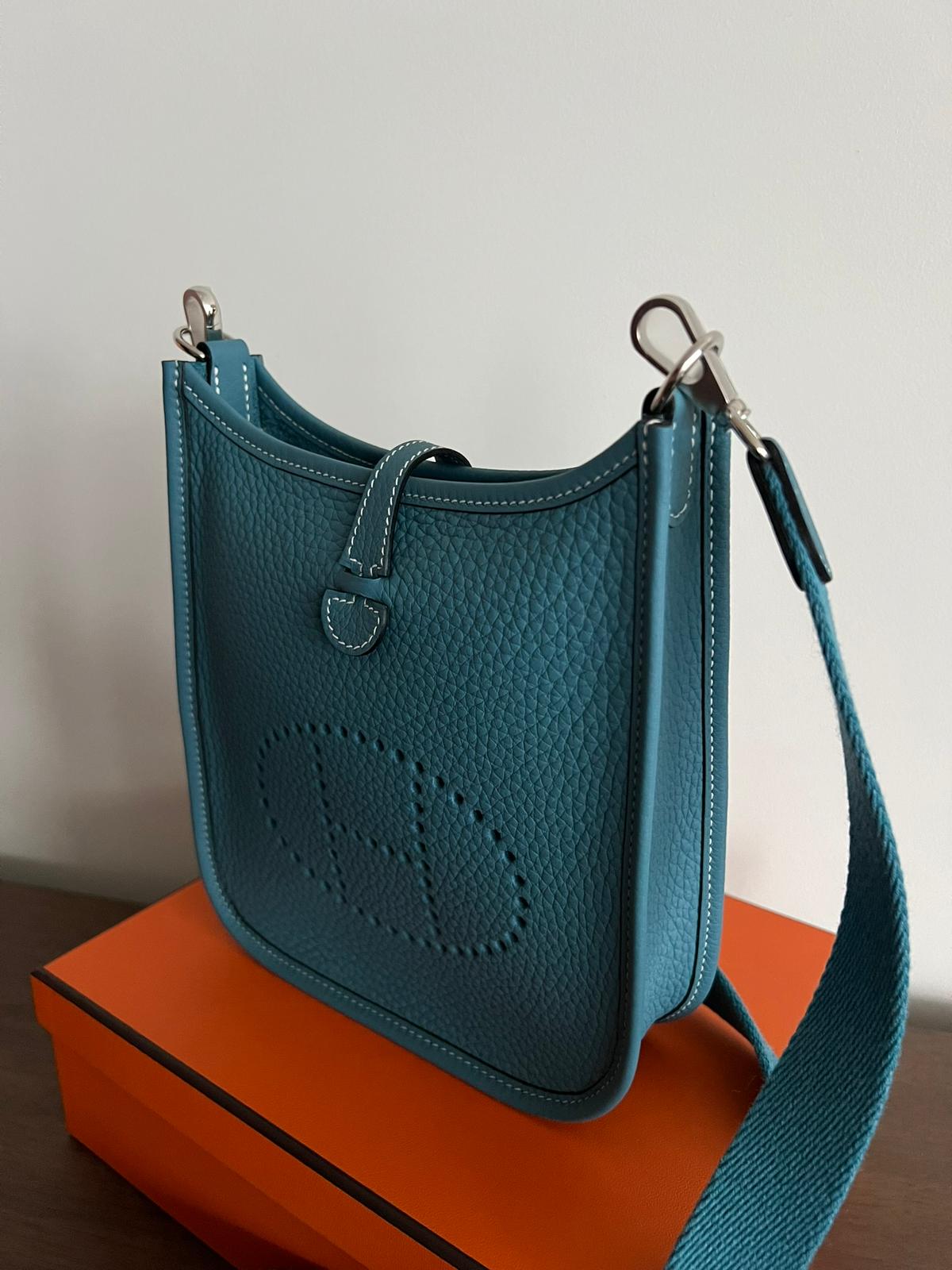 Hermès Mini Evelyne 16 Leather Bag Blue Jean Clemence PHW、mySite、garminoutage.com