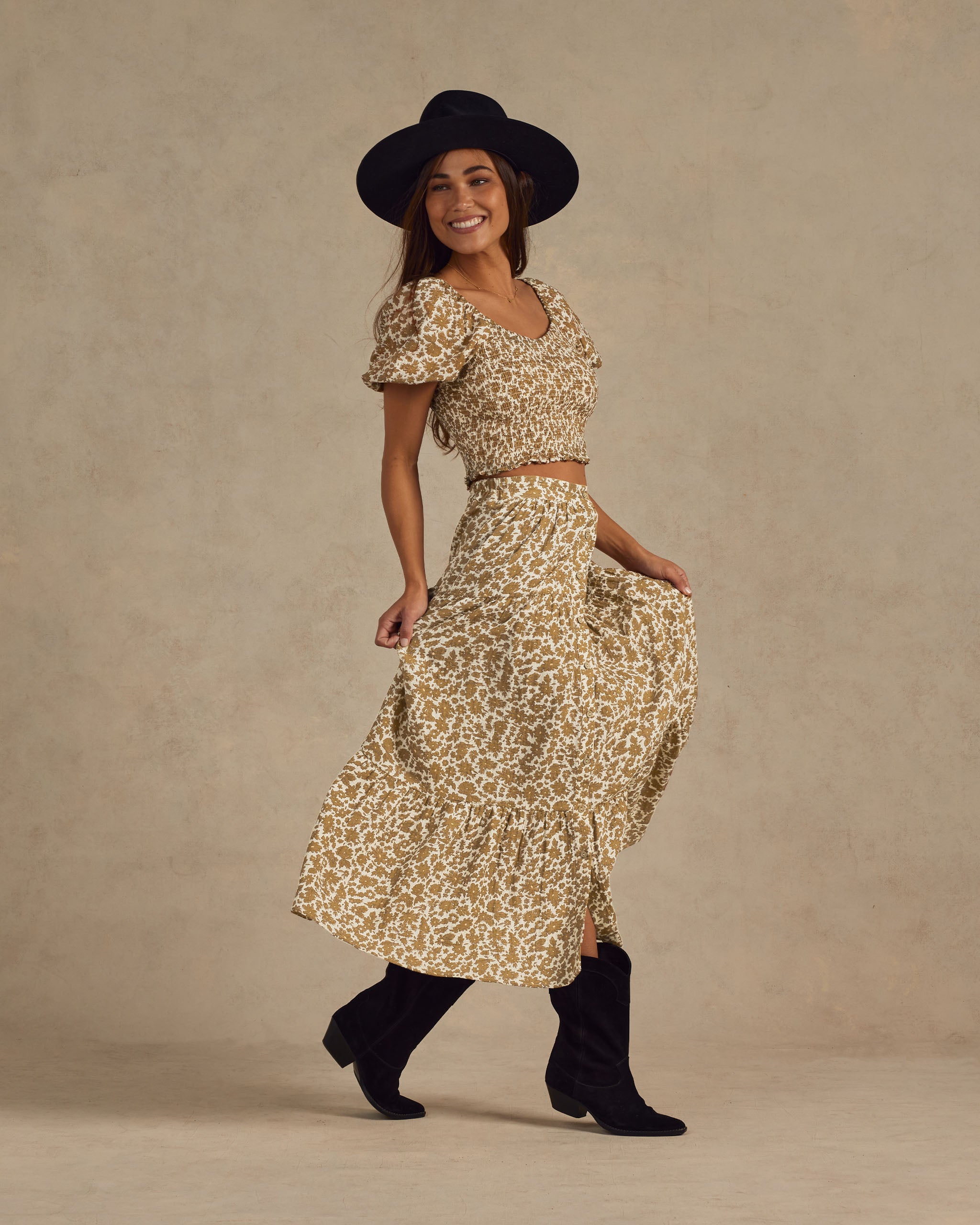  Trixie Top | Gold Gardens、mySite、layawaytickets