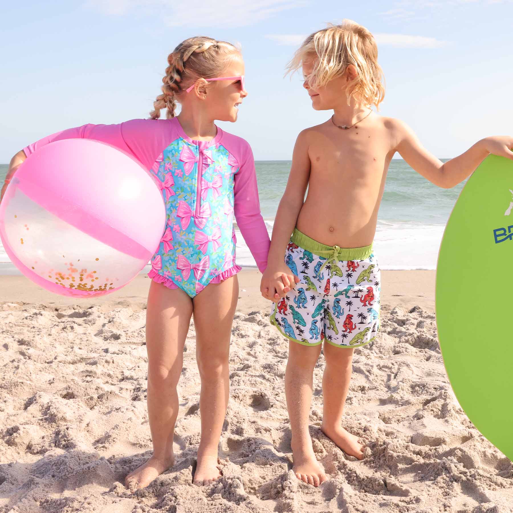  Boy's Swim Trunks | Tropical T-Rex、mySite、layawaytickets