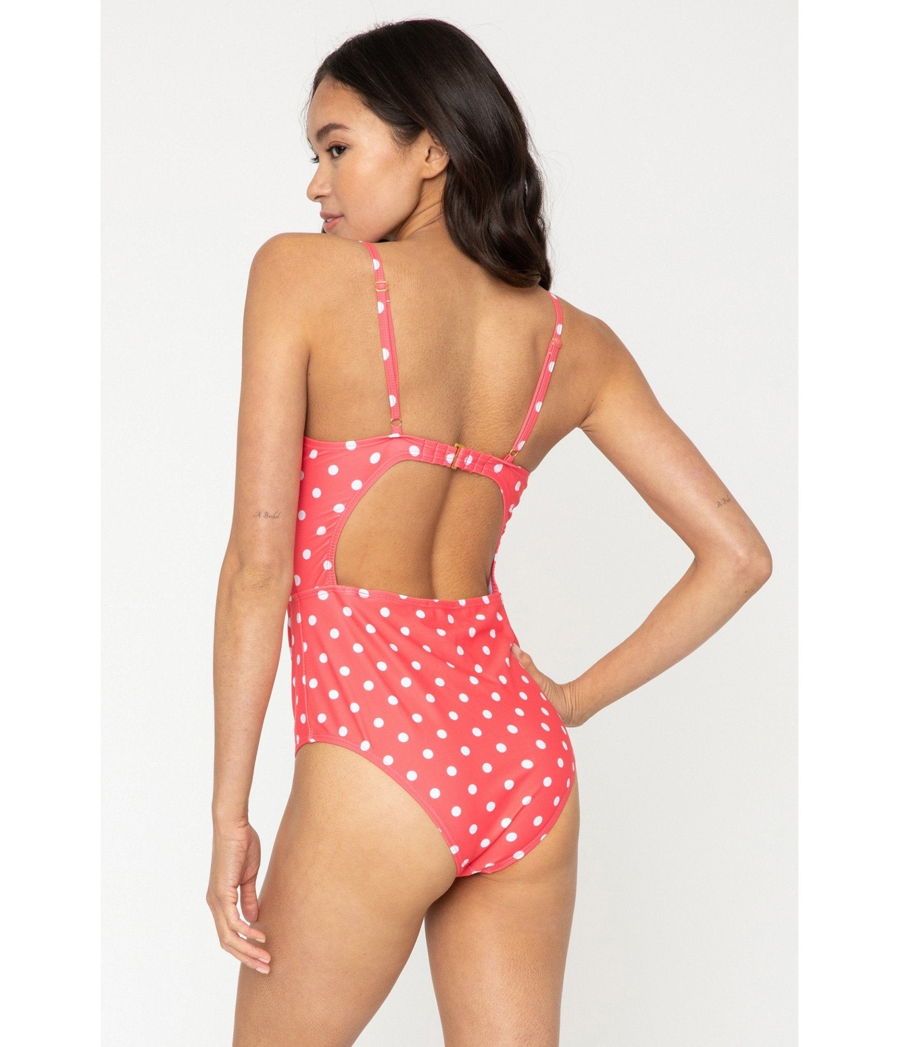 {product_title} - {shop_name}