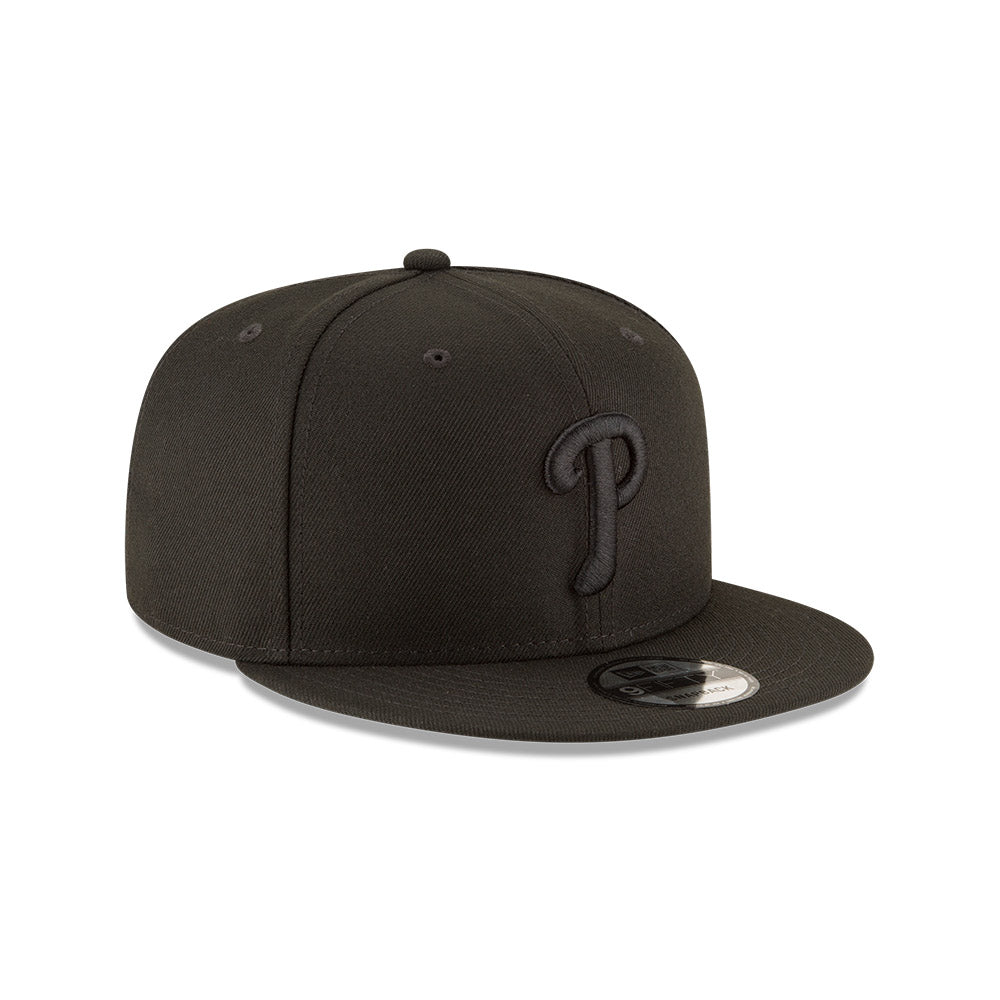 Philadelphia Phillies Black on Black New Era 9FIFTY Snapback Hat、mySite、vikingsvslions