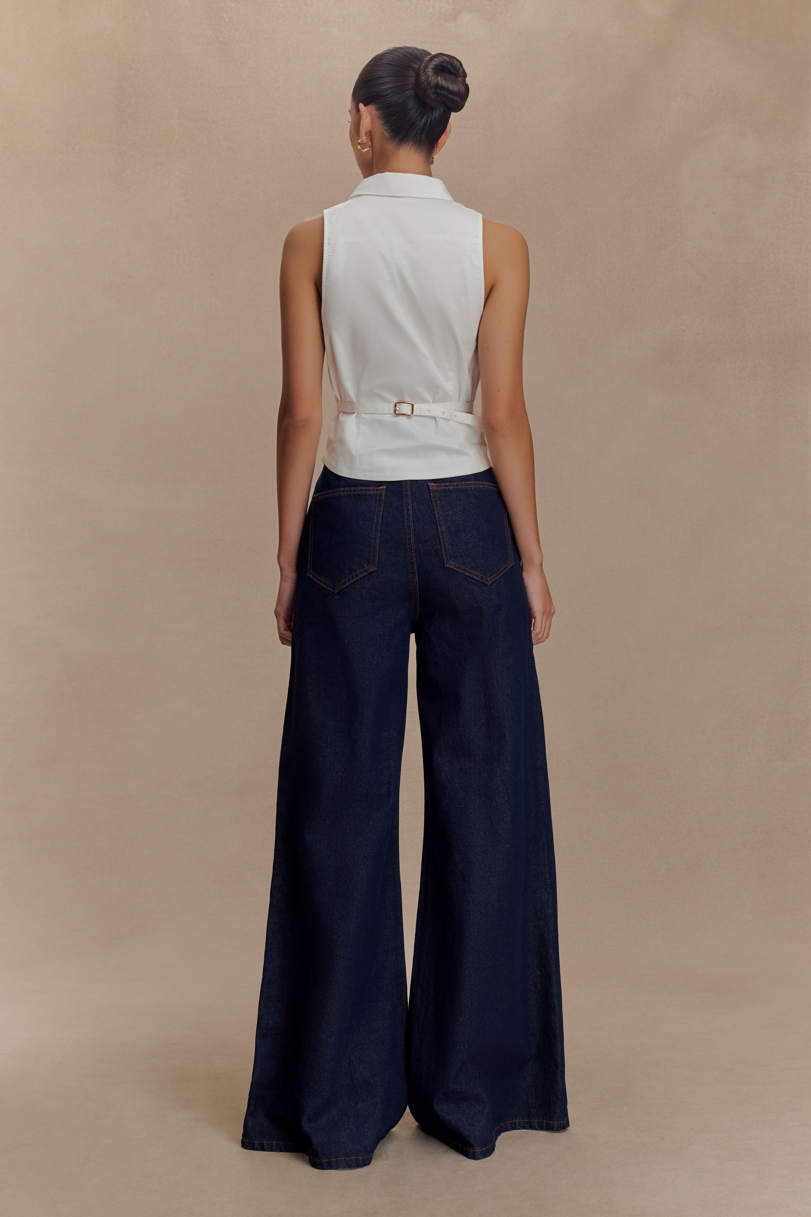 Selene Sleeveless Halter Shirt - White、mySite、solidvoid