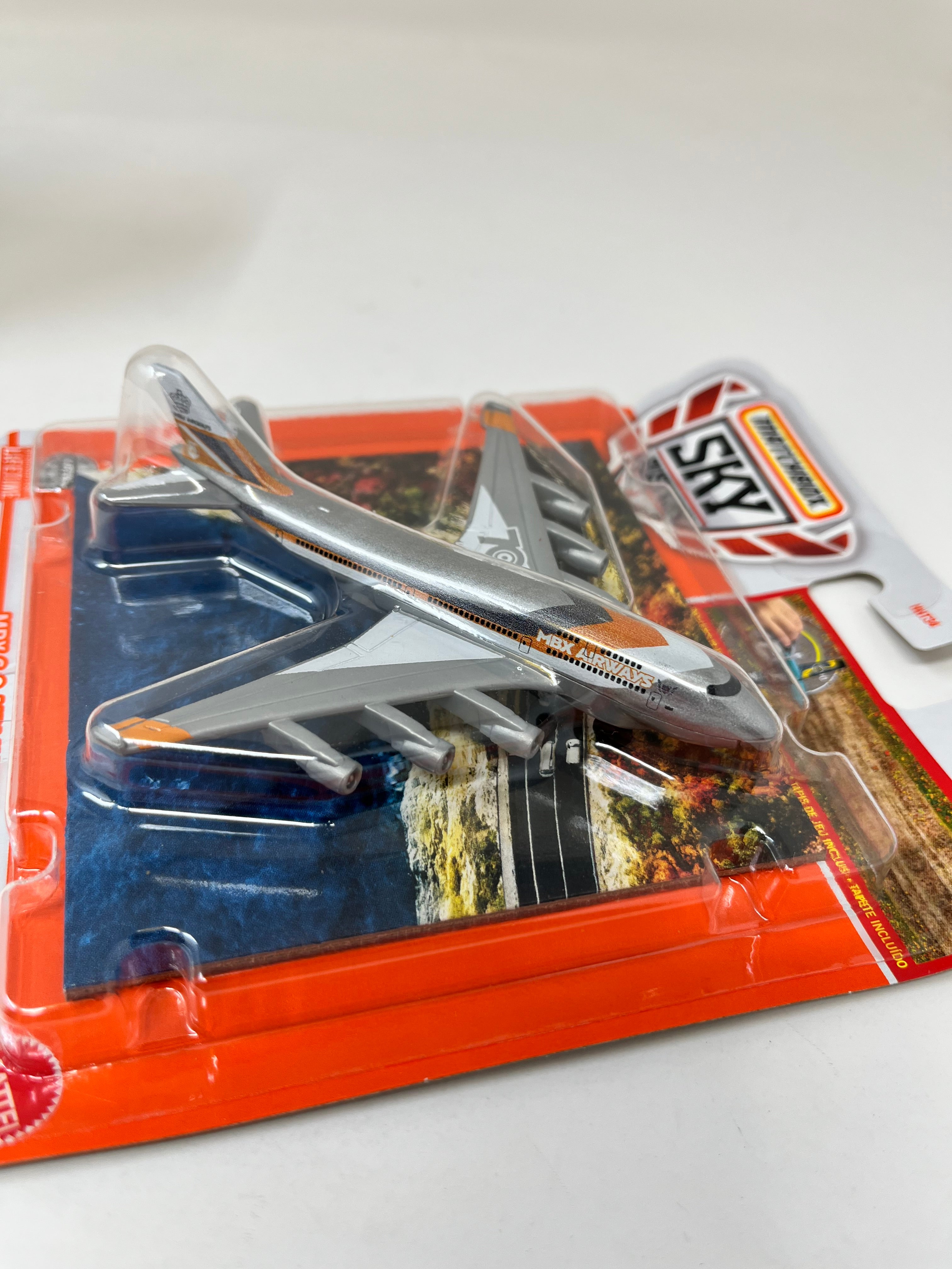 6-2 Airliner #10 * 2023 Matchbox Sky Busters NEW! Case J、mySite、hgirdovlk