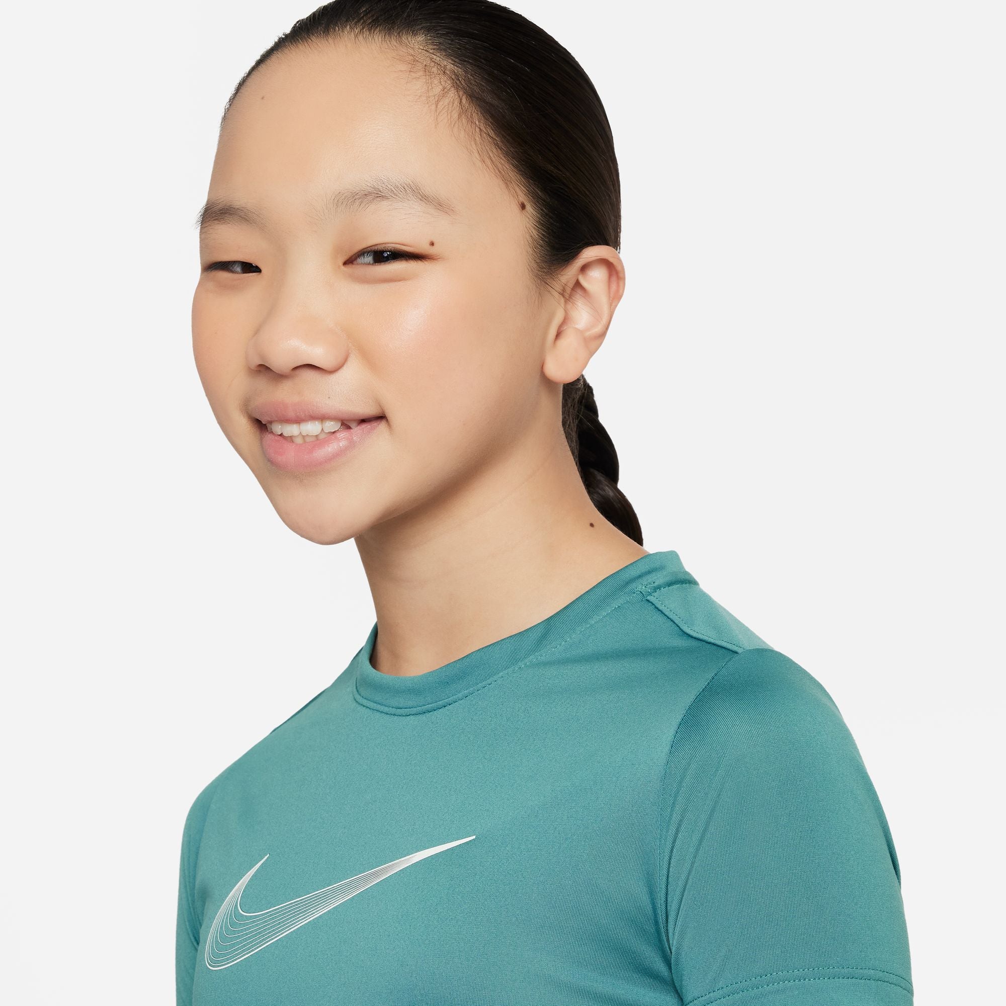 Nike Dri-FIT One Swoosh Girls' Short Sleeve Top
