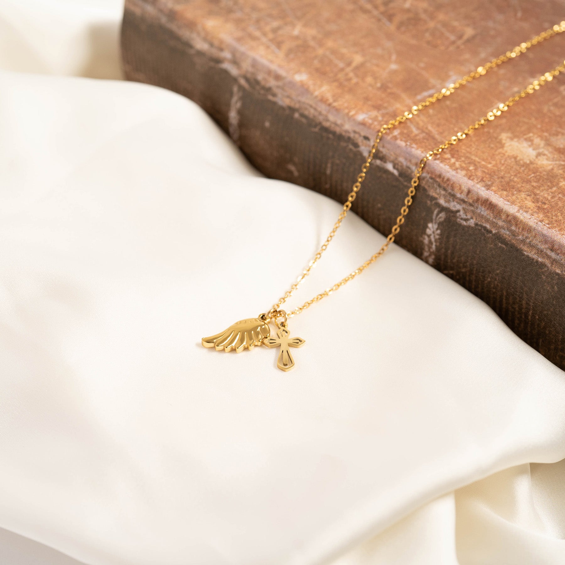 18K Gold PVD Stainless Steel Pointed Cross Charm / PDL0047、mySite、dreamappss