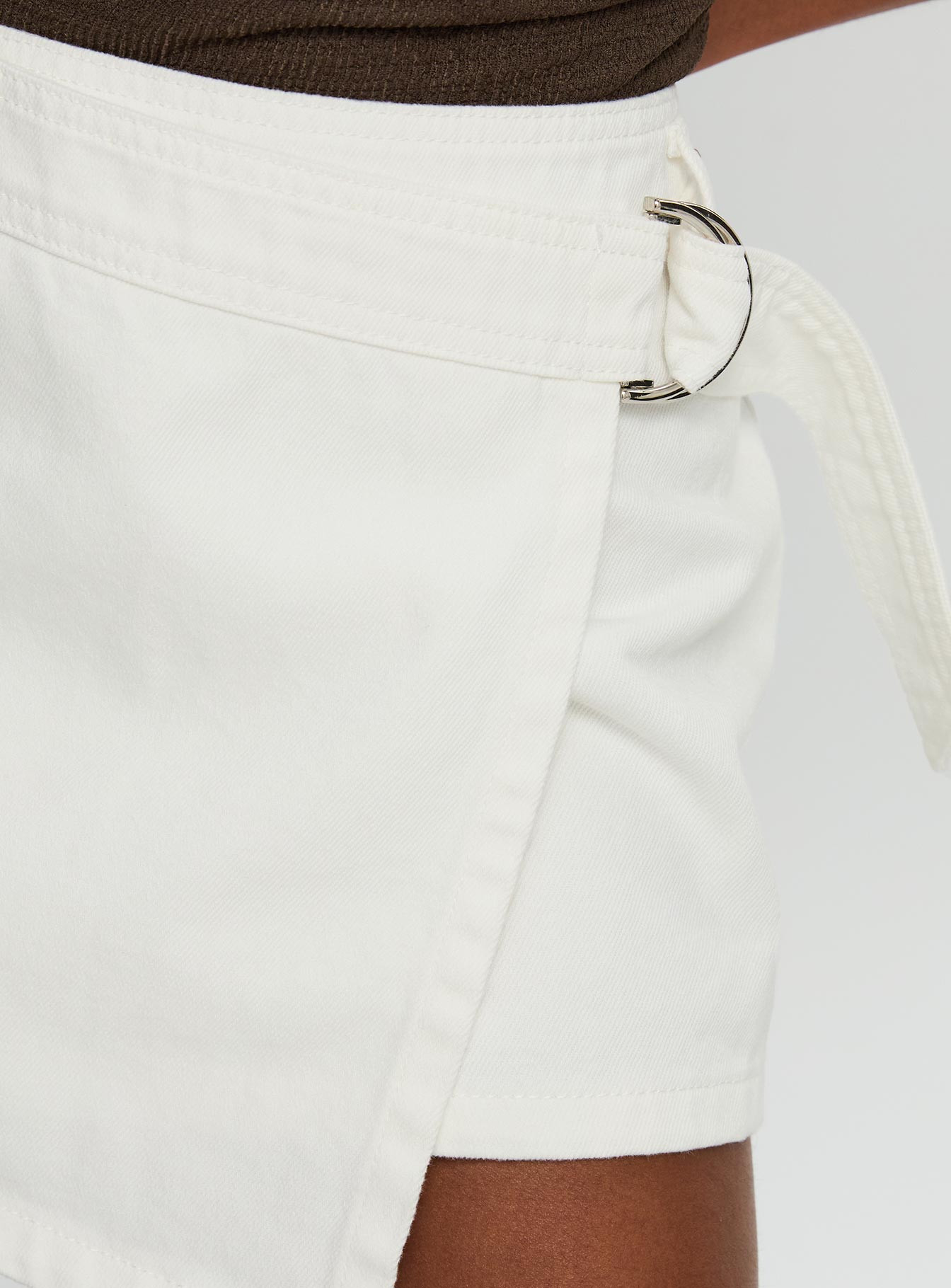 Elinora Wrap Mini Skirt White、mySite、solidvoid