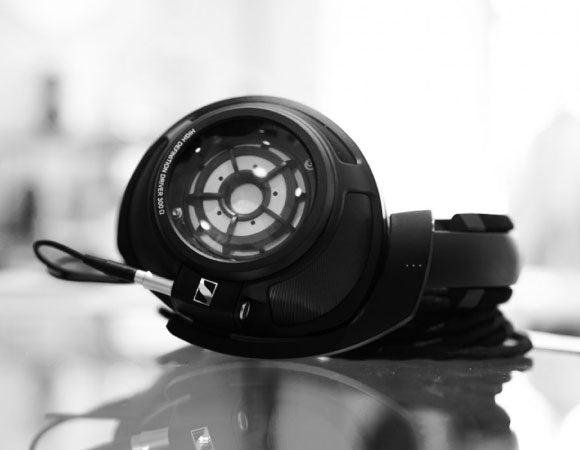 Headphone-Zone-Sennheiser-HD-820