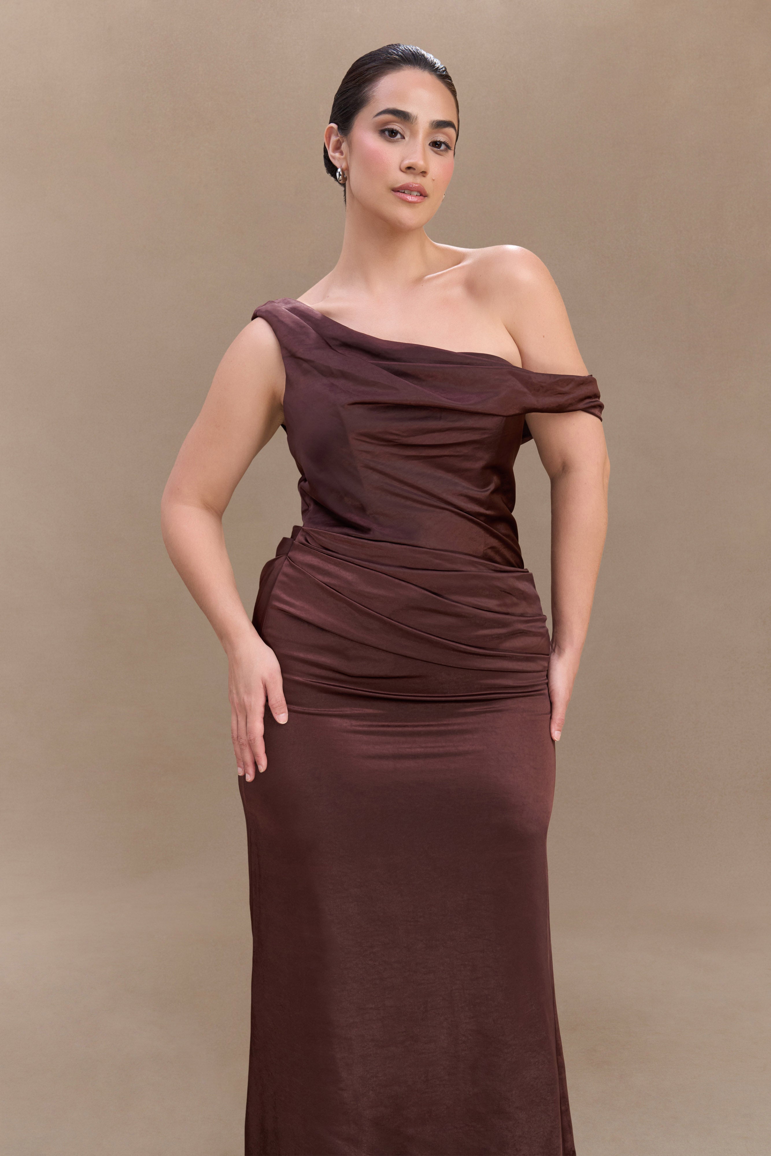Dalia Off Shoulder Satin Maxi Dress - Dark Chocolate、mySite、solidvoid