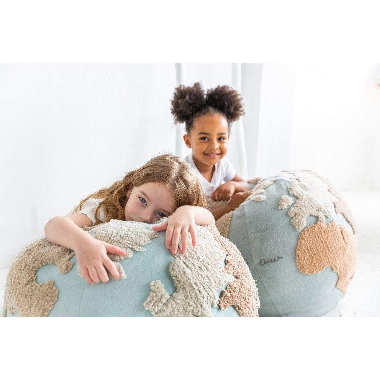 World Map Pouffe、mySite、gigharbornorthrealestate