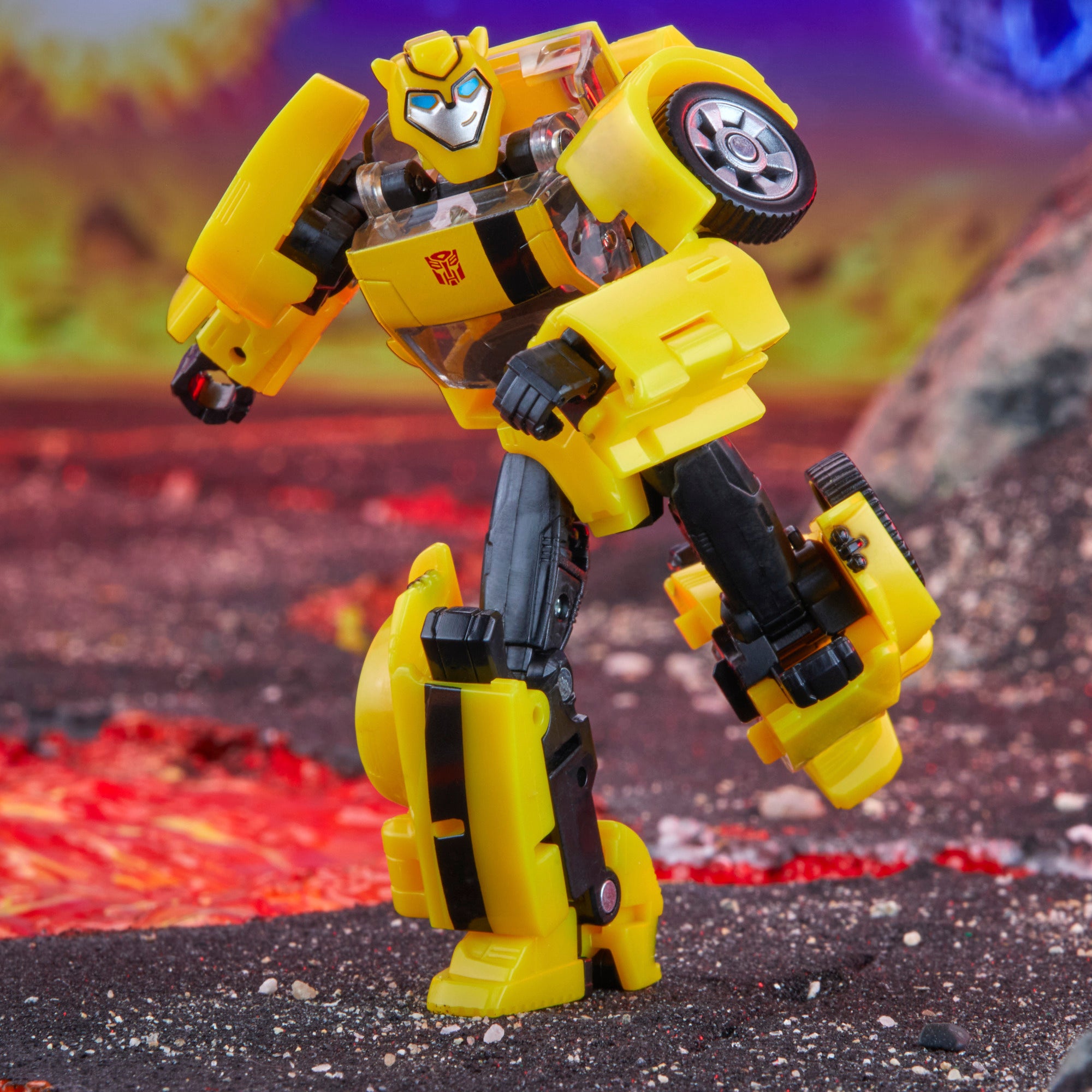 Transformers Legacy United Deluxe Class Animated Universe Bumblebee、mySite、hgirdovlk