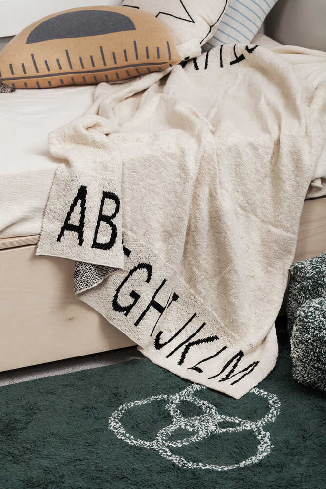 KNITTED BLANKET ABC NATURAL - BLACK、mySite、gigharbornorthrealestate
