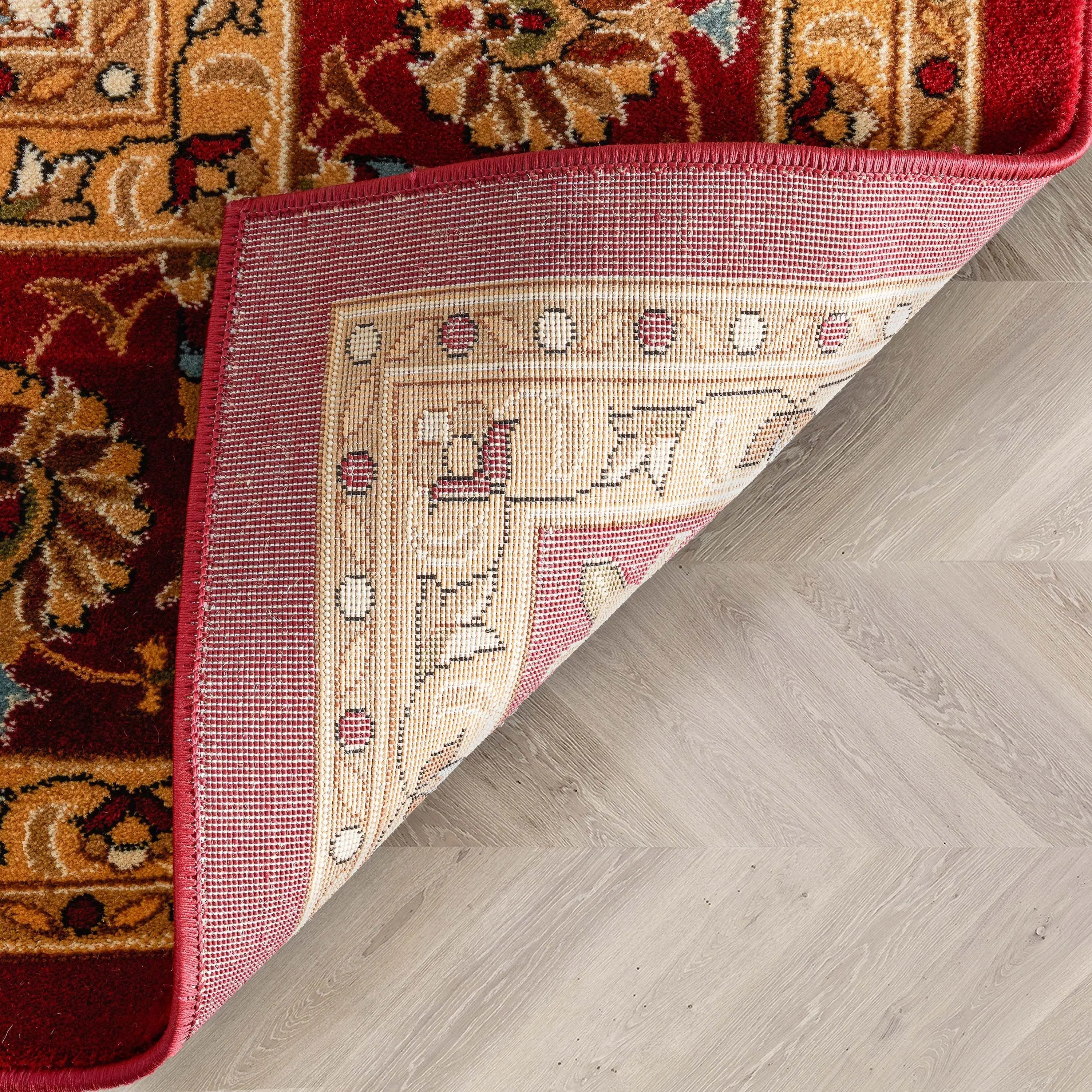 Aviva Red Traditional Rug、mySite、gigharbornorthrealestate