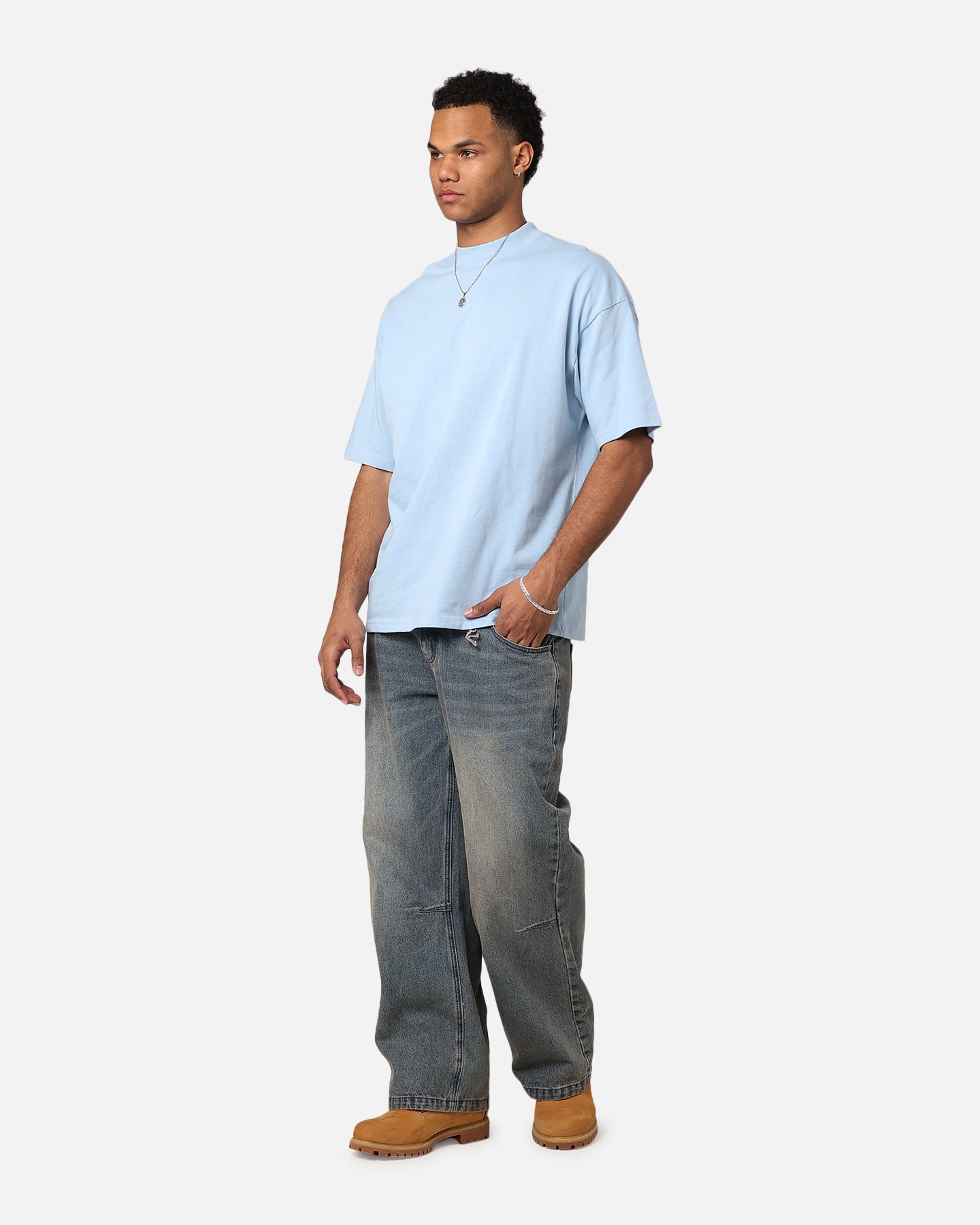 {product_title} - {shop_name}