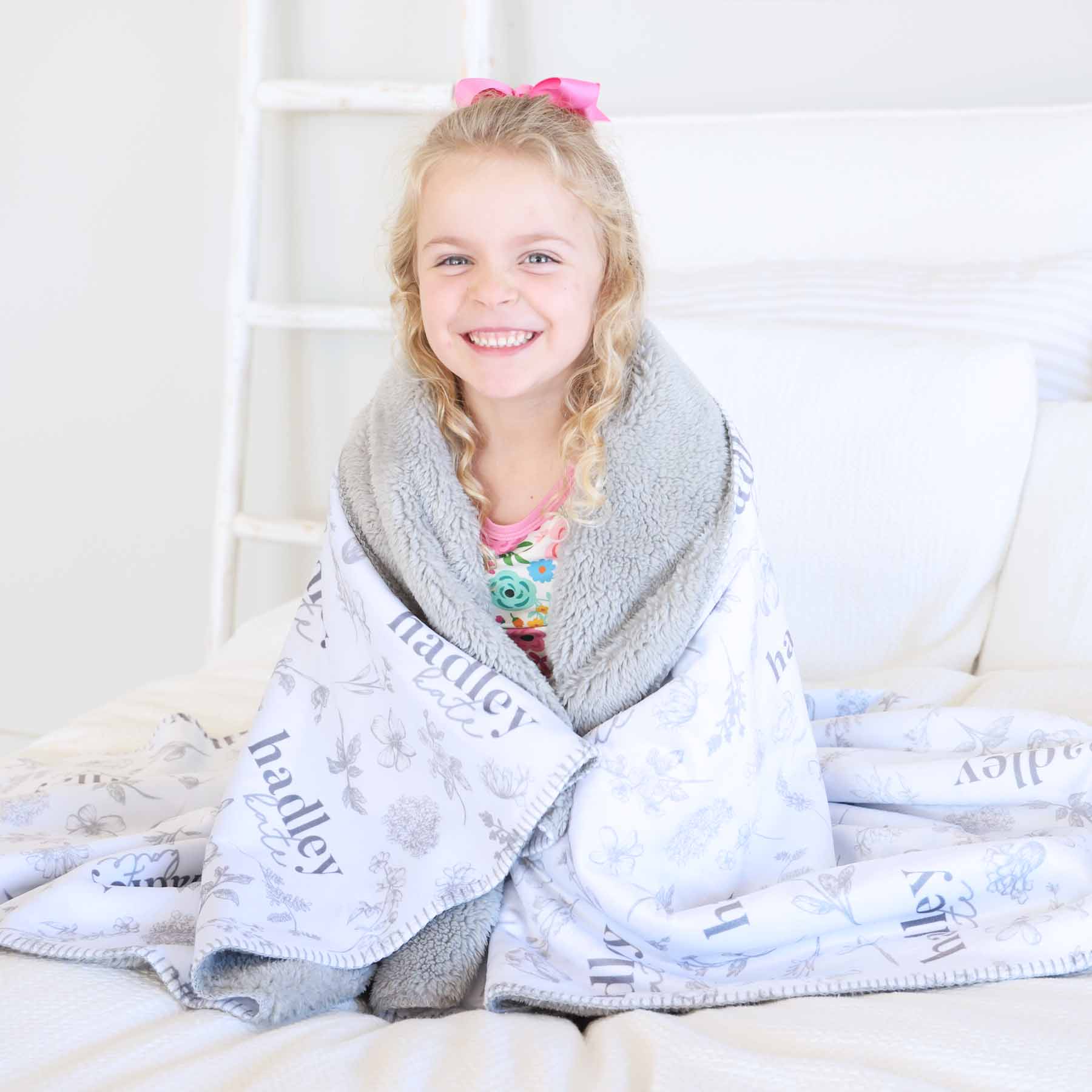  Personalized Fuzzy Kids Blanket | Gray Floral、mySite、layawaytickets
