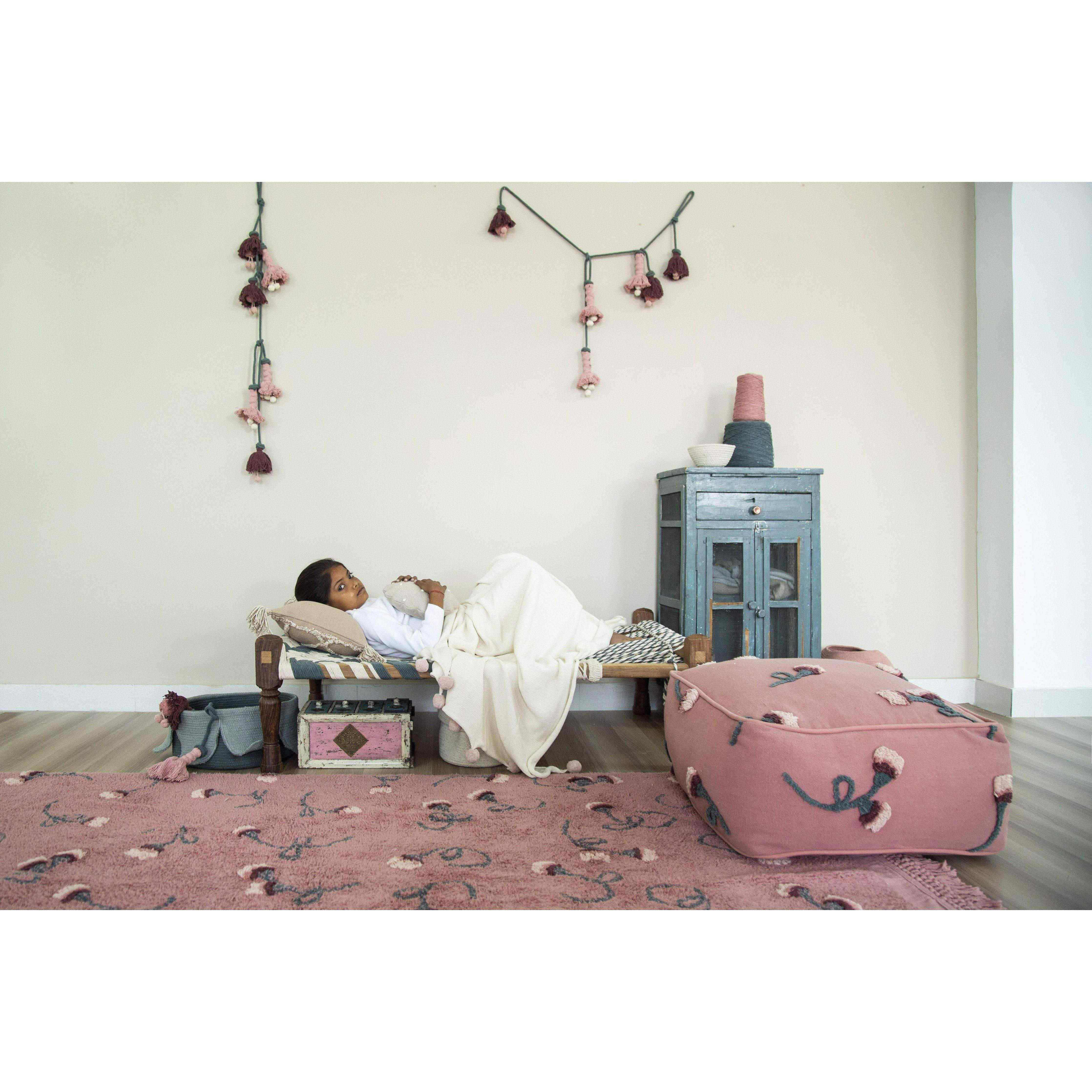 English Garden Ash Rose Washable Pouffe、mySite、gigharbornorthrealestate